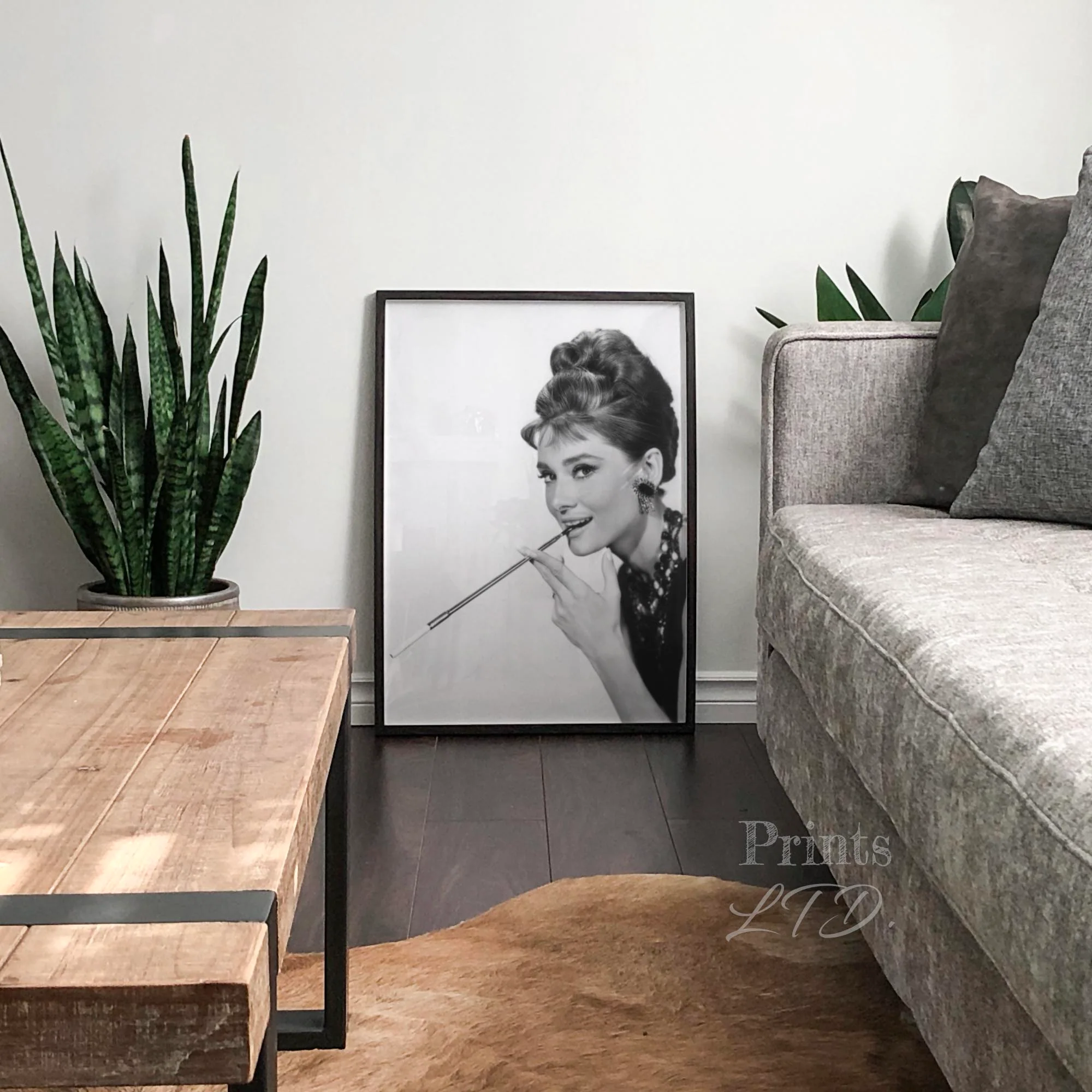 Audrey Hepburn, Breakfast at Tiffany's - Image 4