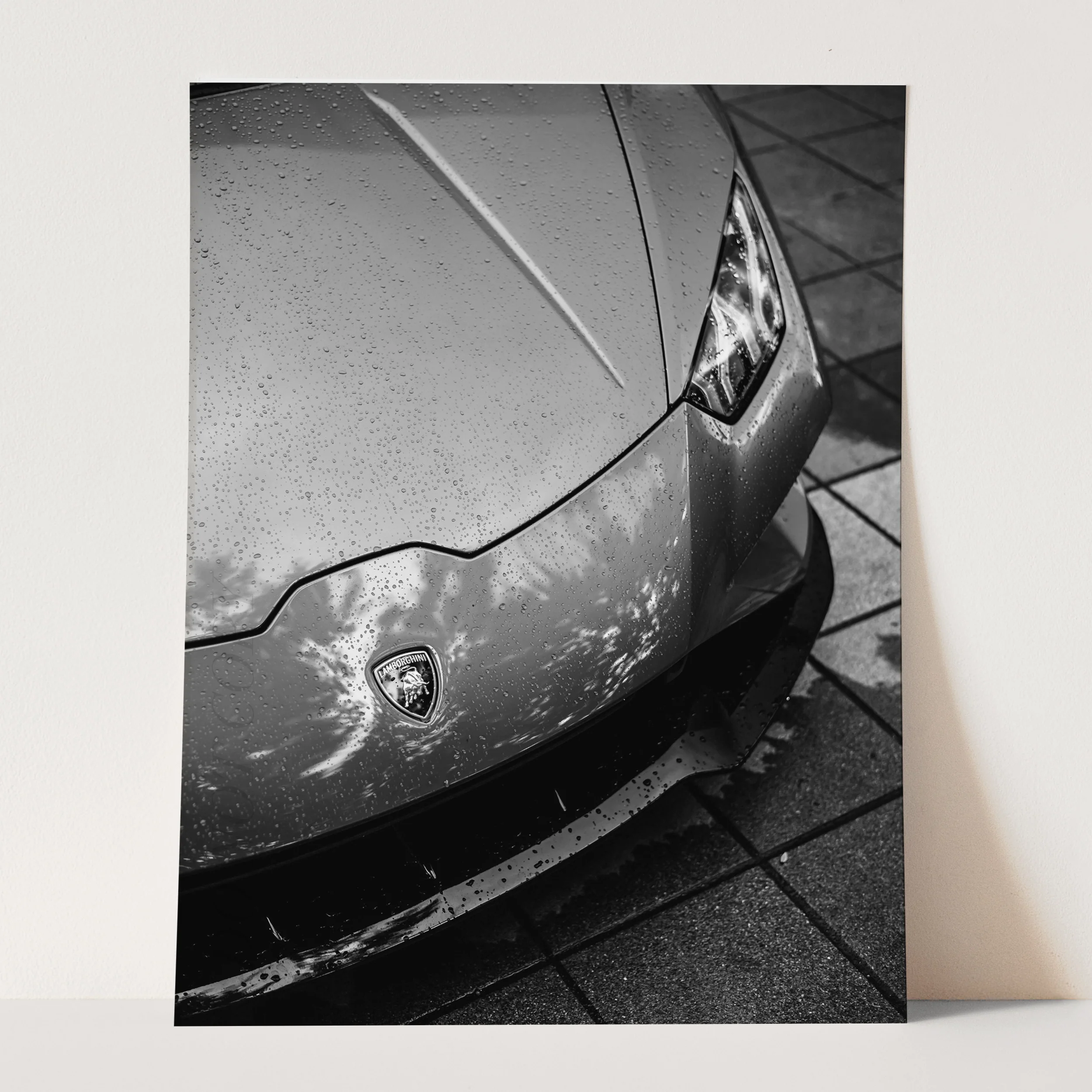 Black and White Lamborghini Close Up - Image 3