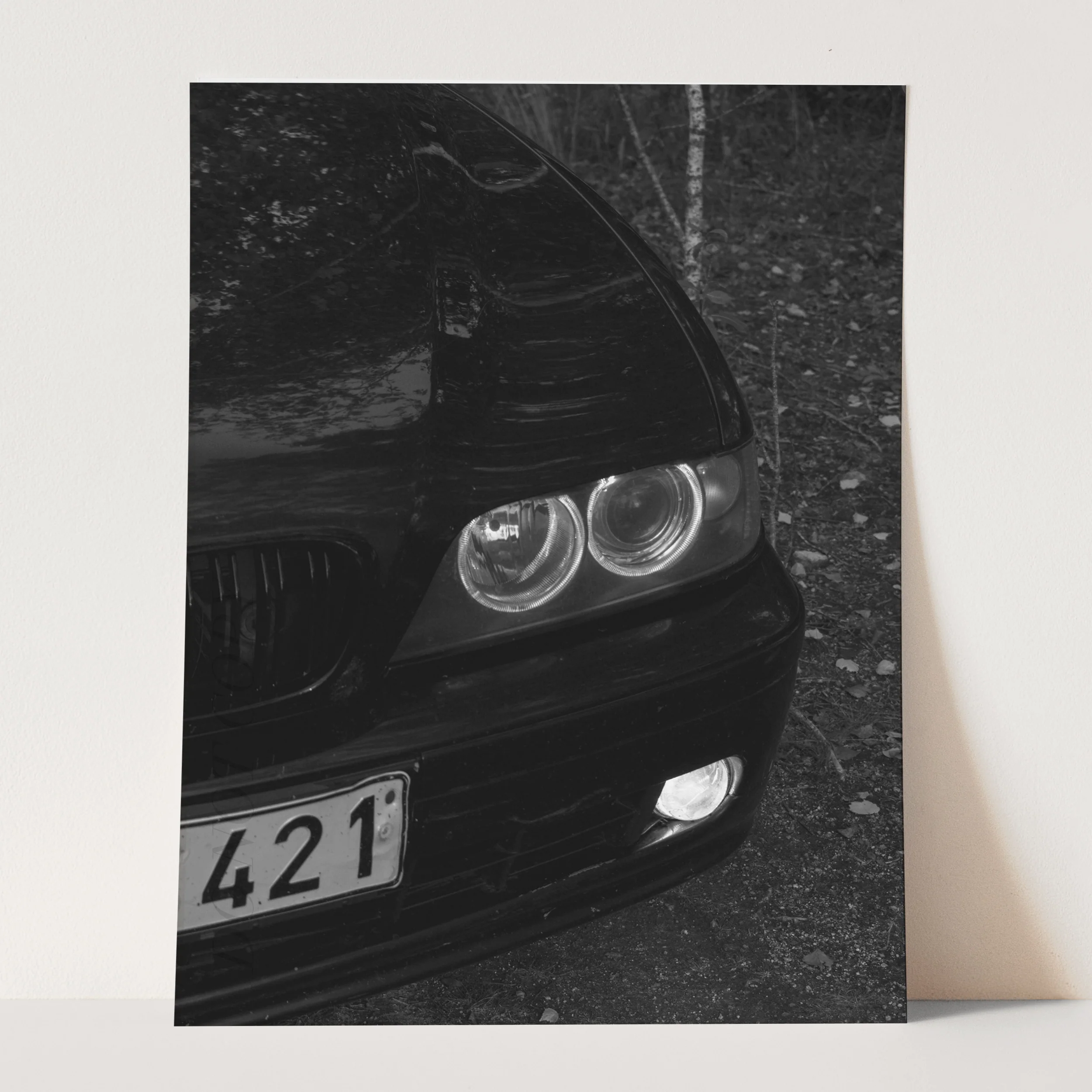 BMW Grill in Black & White - Image 3
