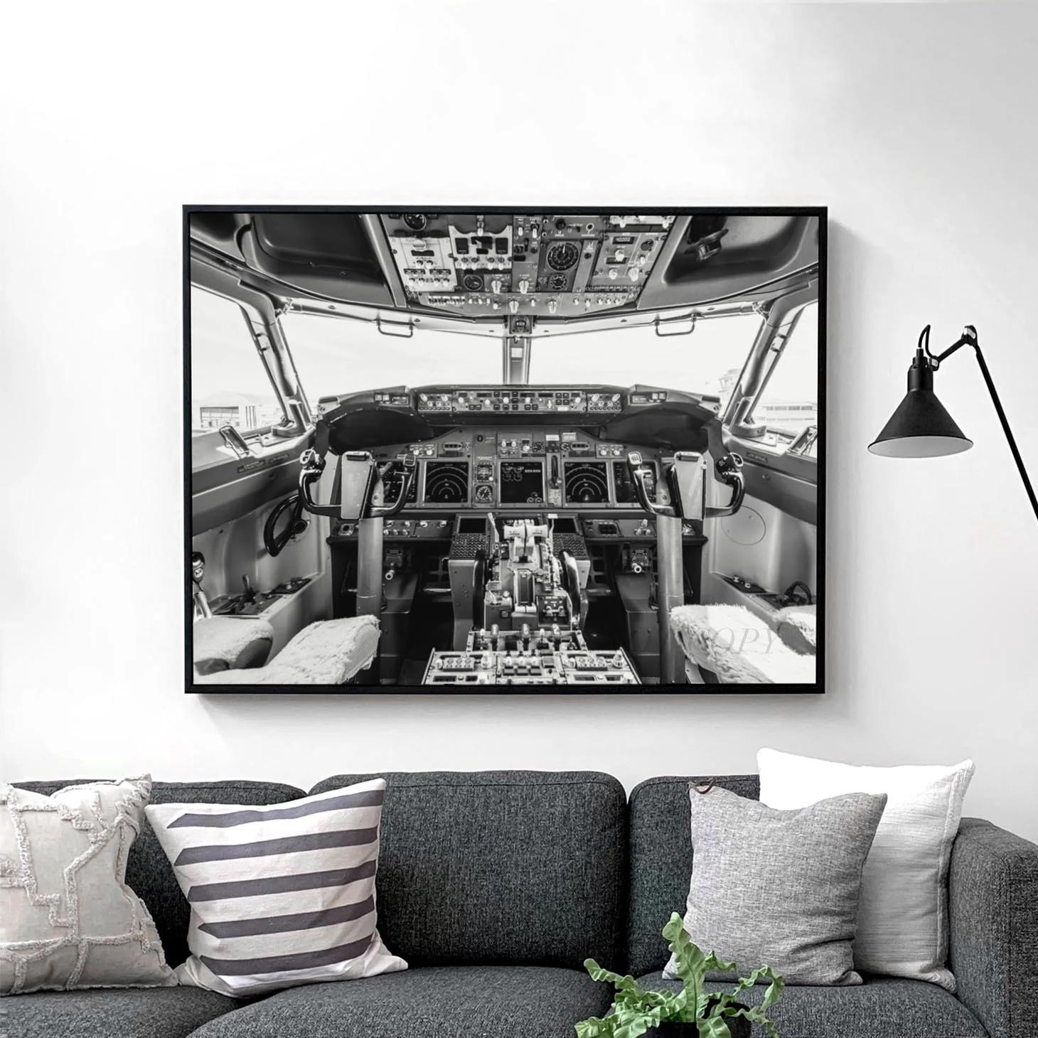 Boeing 737-800 Cockpit - Image 3