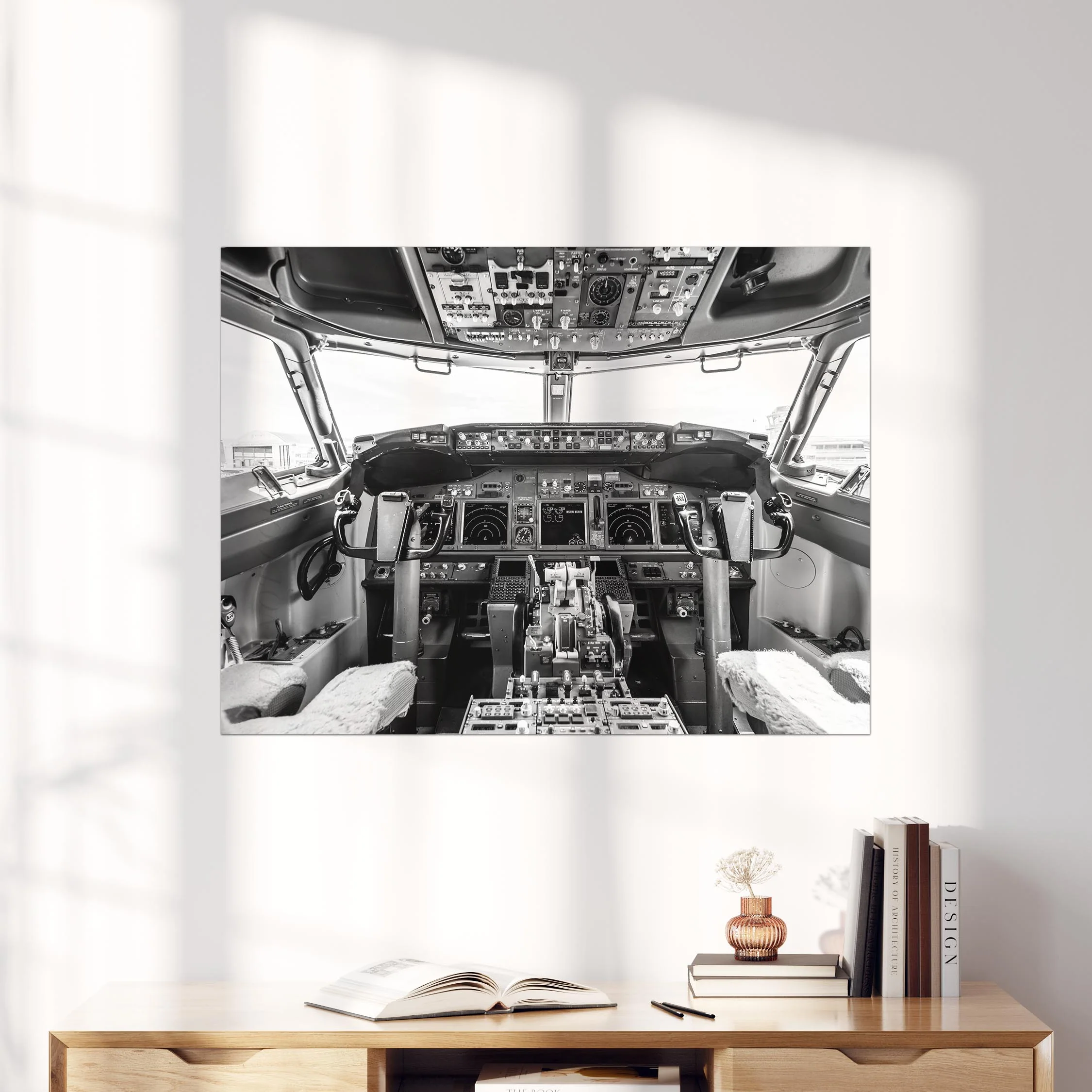 Boeing 737-800 Cockpit - Image 4