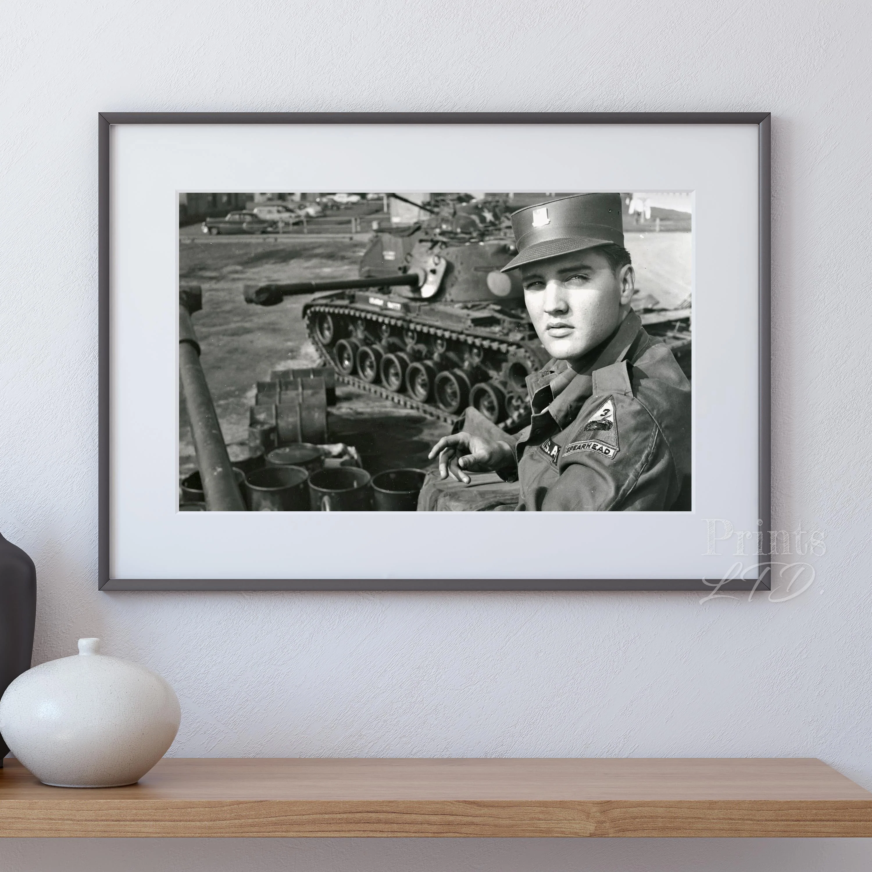 Elvis Presley With US Army Tank - Image 4