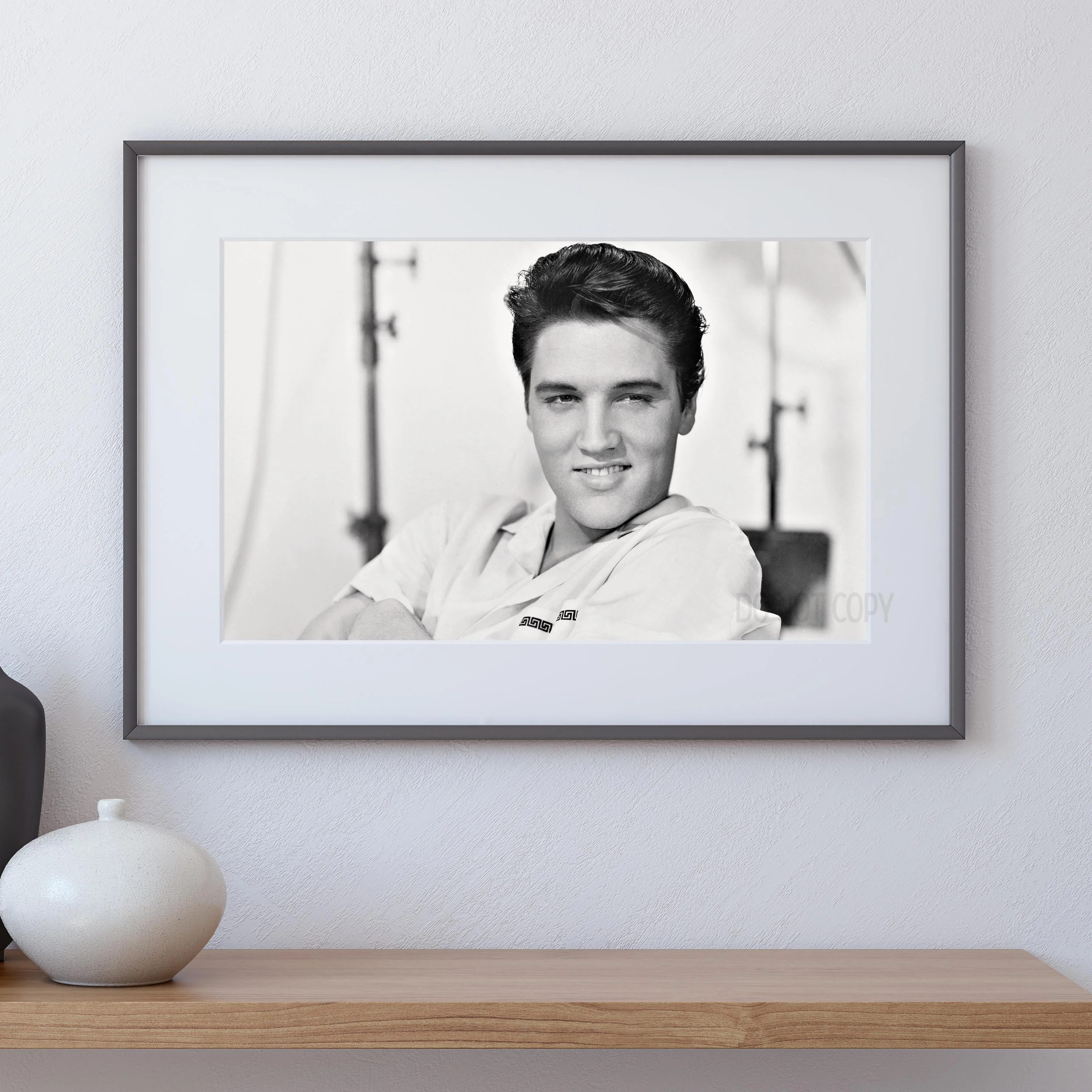 Elvis with a smile - Image 4