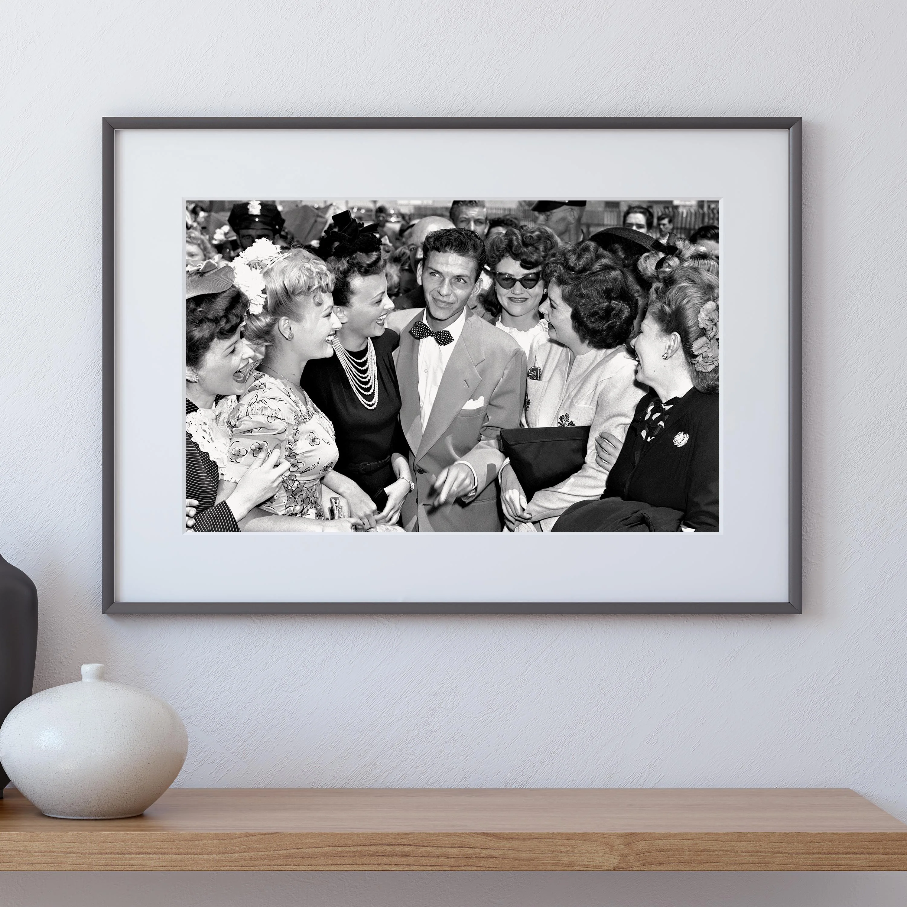 Frank Sinatra surrounded by ladies, 1943 - Image 4