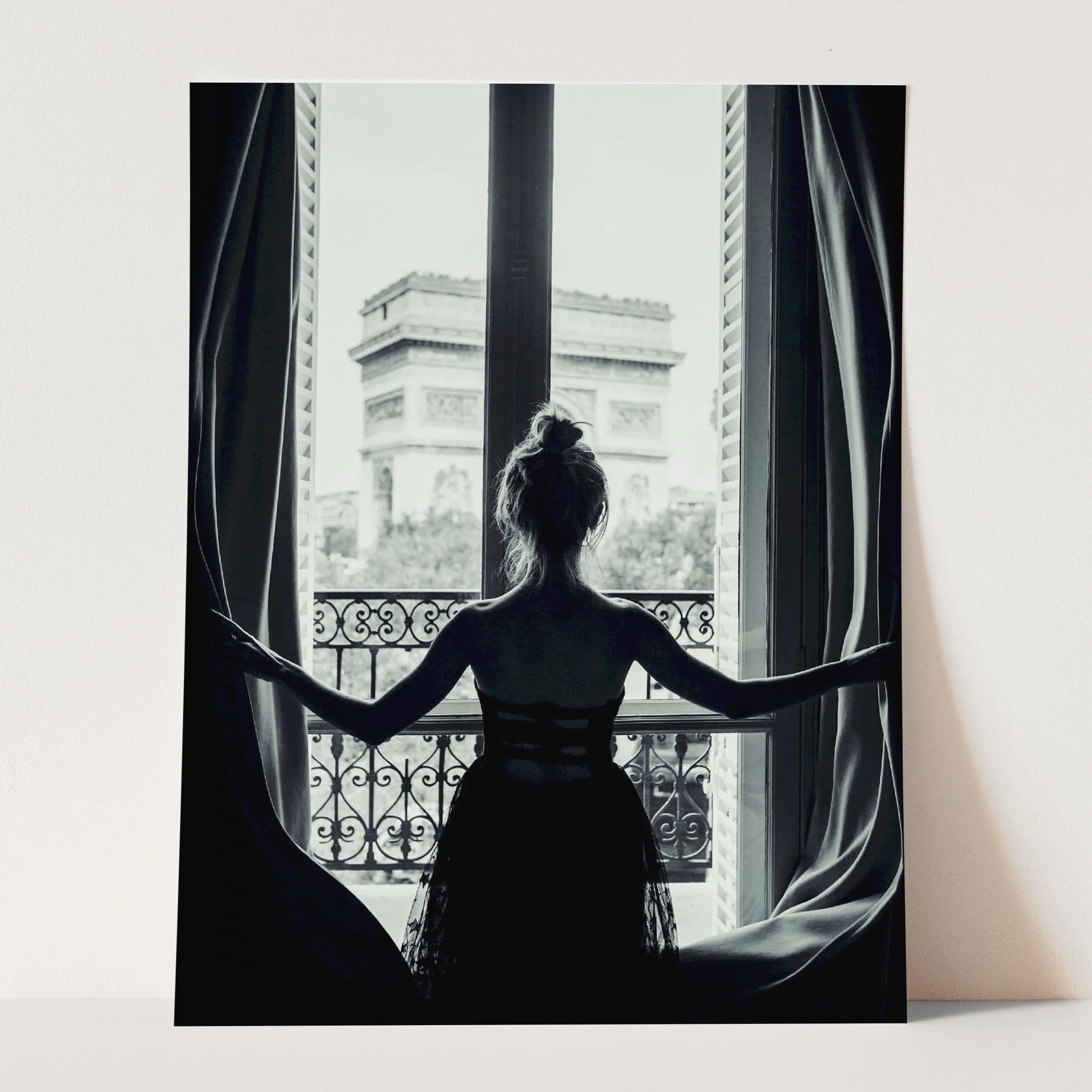 Girl in Paris - Image 3