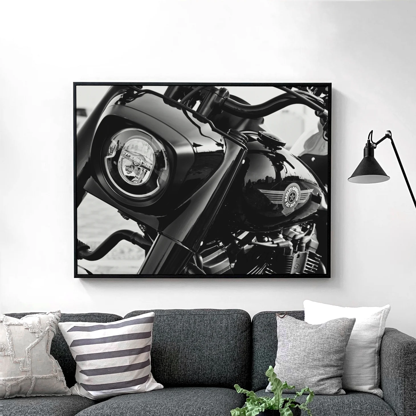 Harley Davidson Front View - Image 2