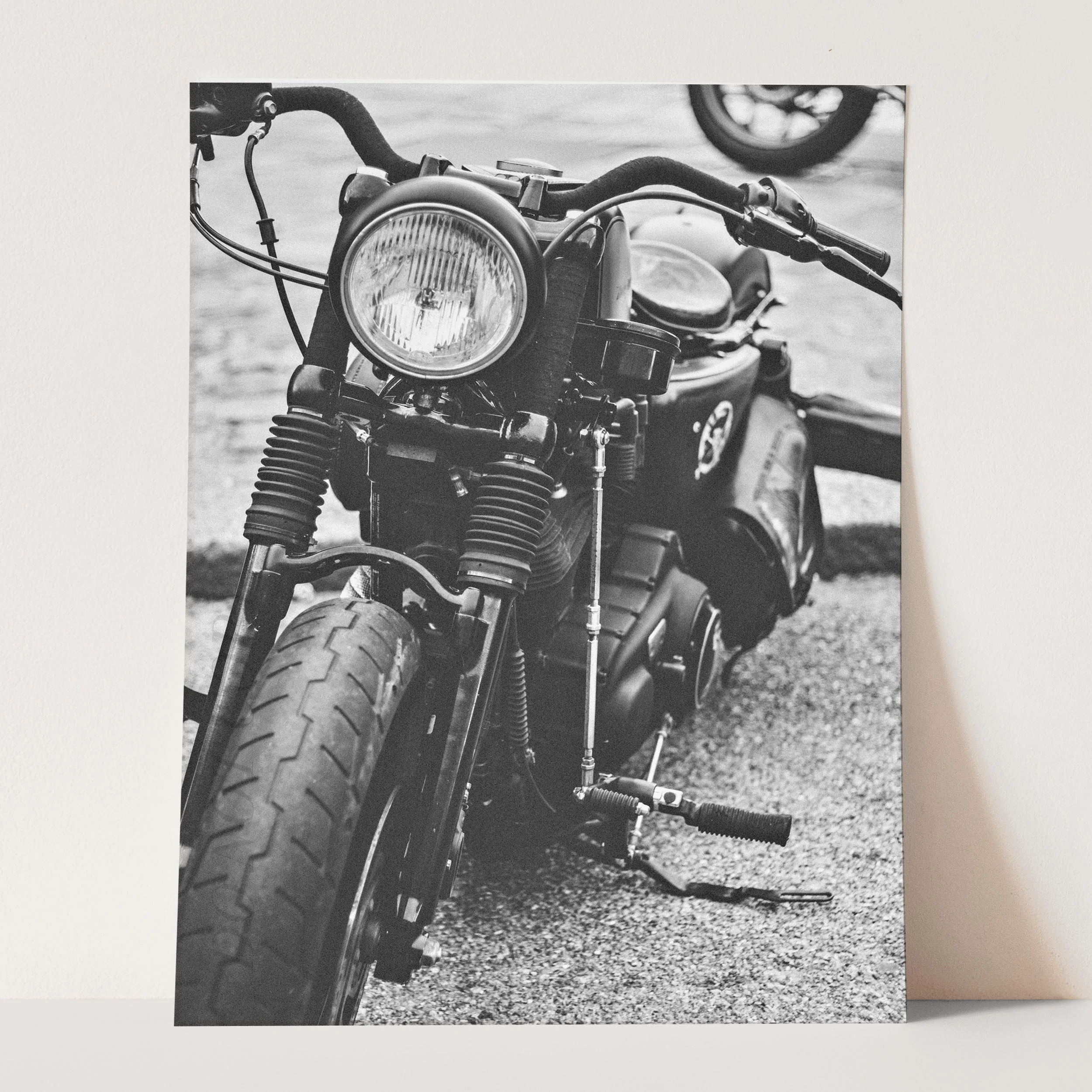 Harley Davidson Motorcycle - Image 5