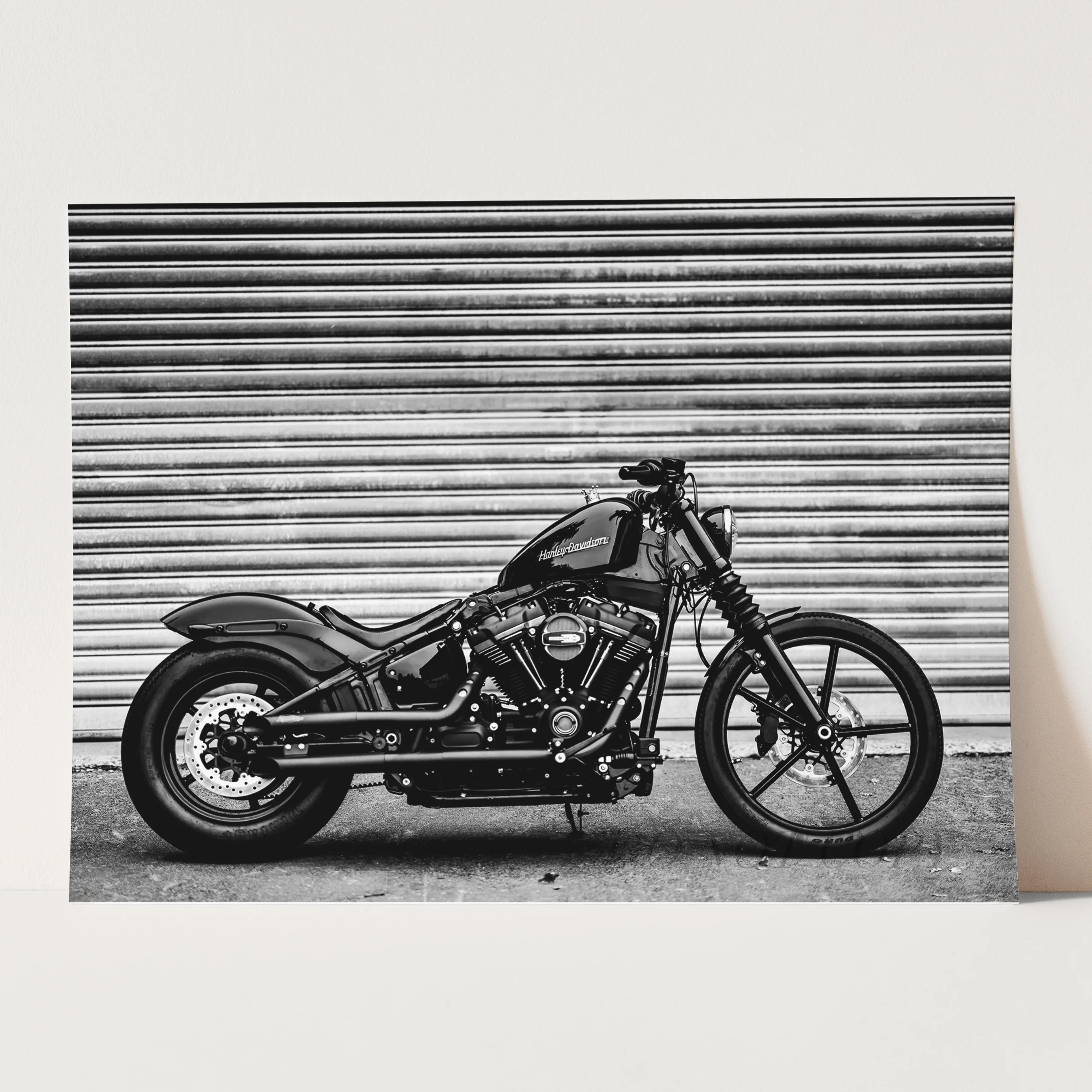Harley Davidson Motorcycle - Image 3