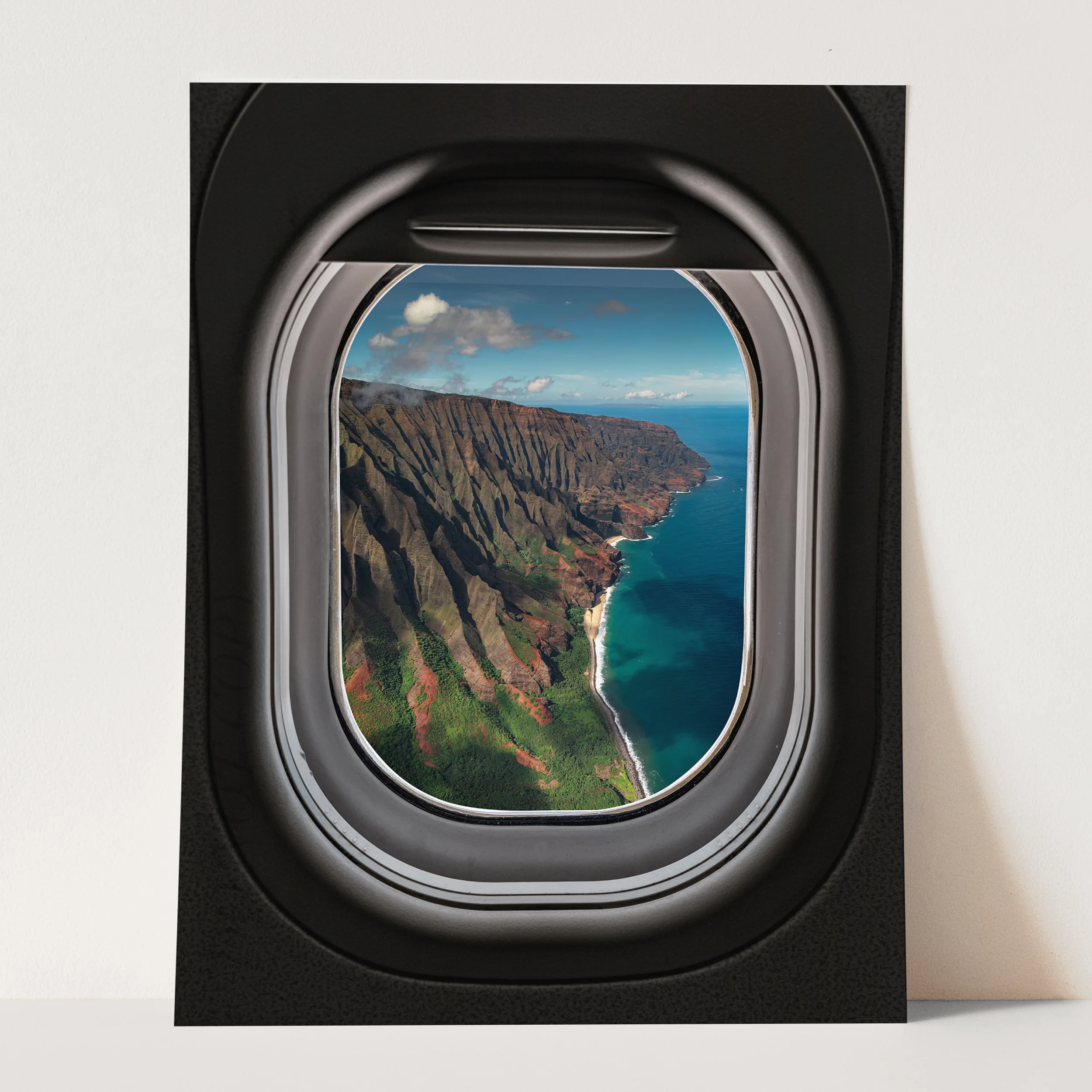 Flying Into Hawaii - Image 3