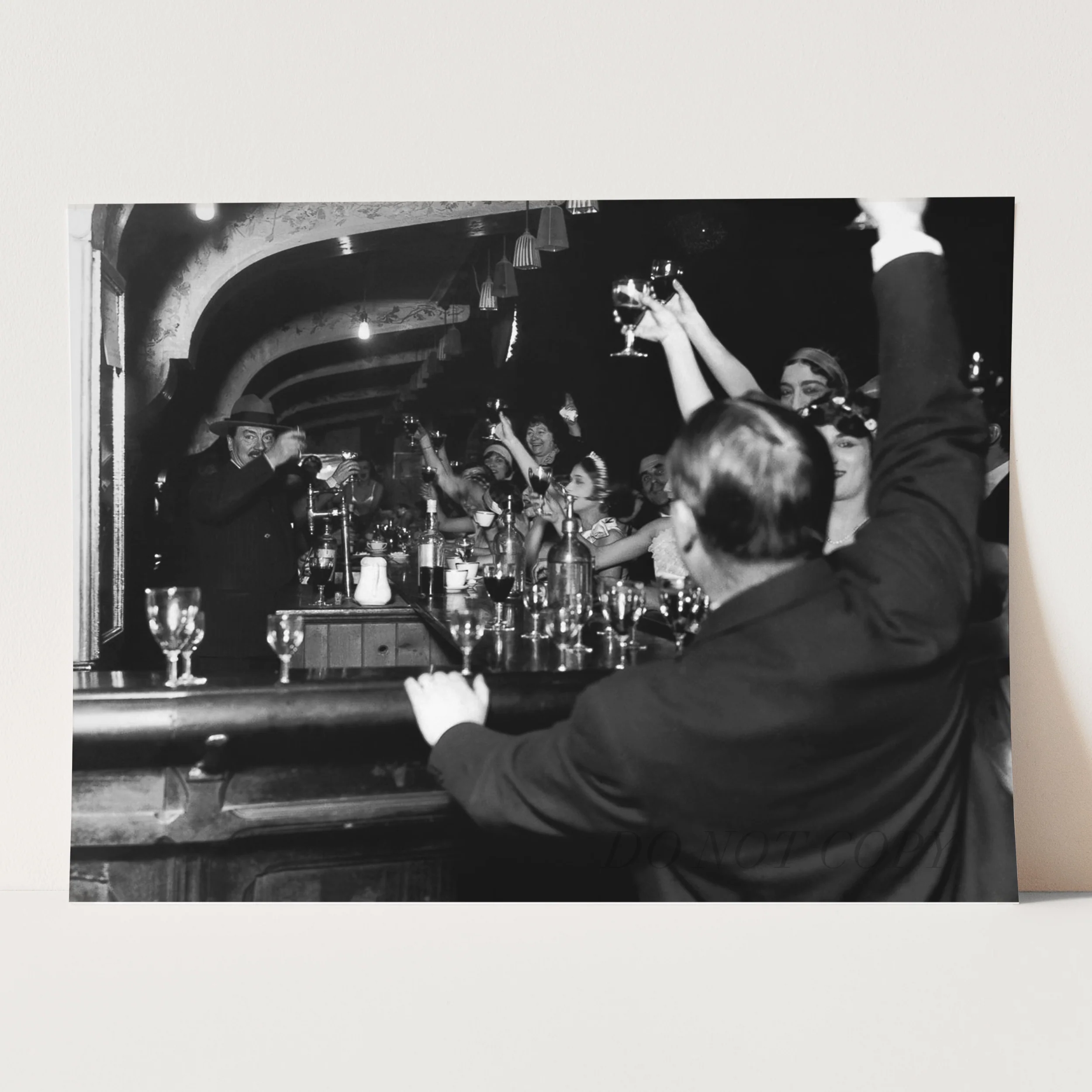 Inside the Moulin Rouge - Image 3