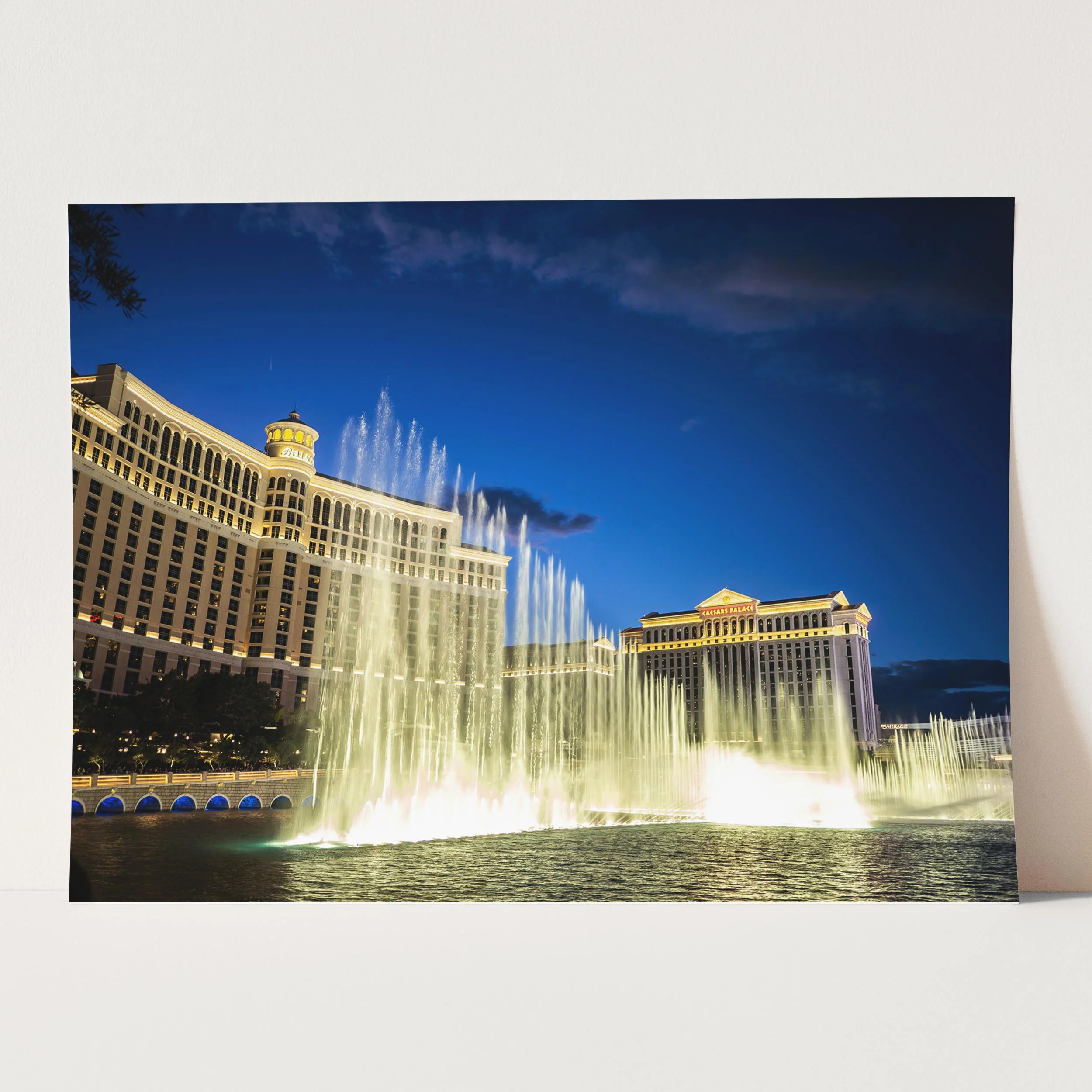 Las Vegas Bellagio Fountain - Image 3