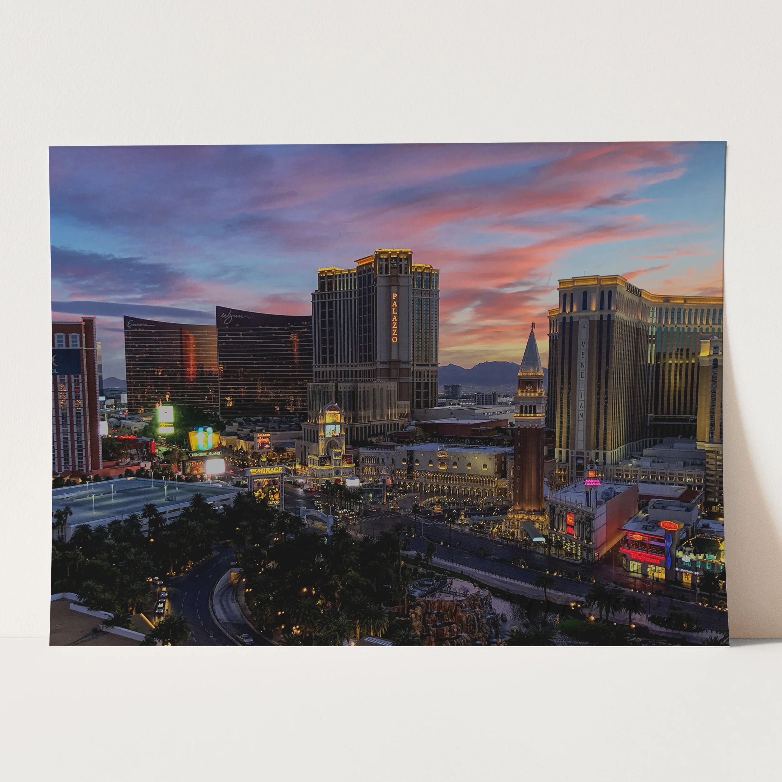 Las Vegas, Sunset - Image 3