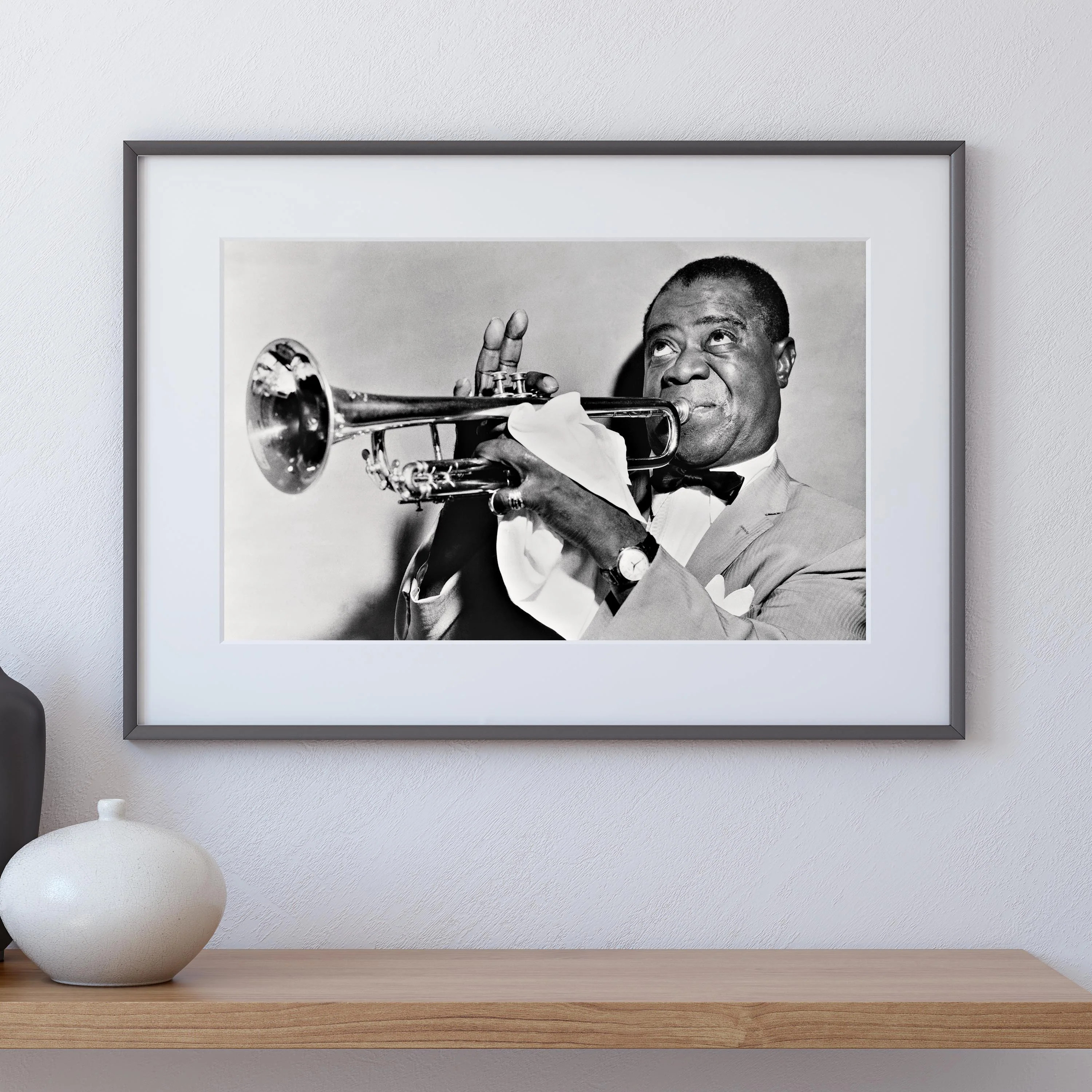 Louis Armstrong playing the trumpet - Image 4