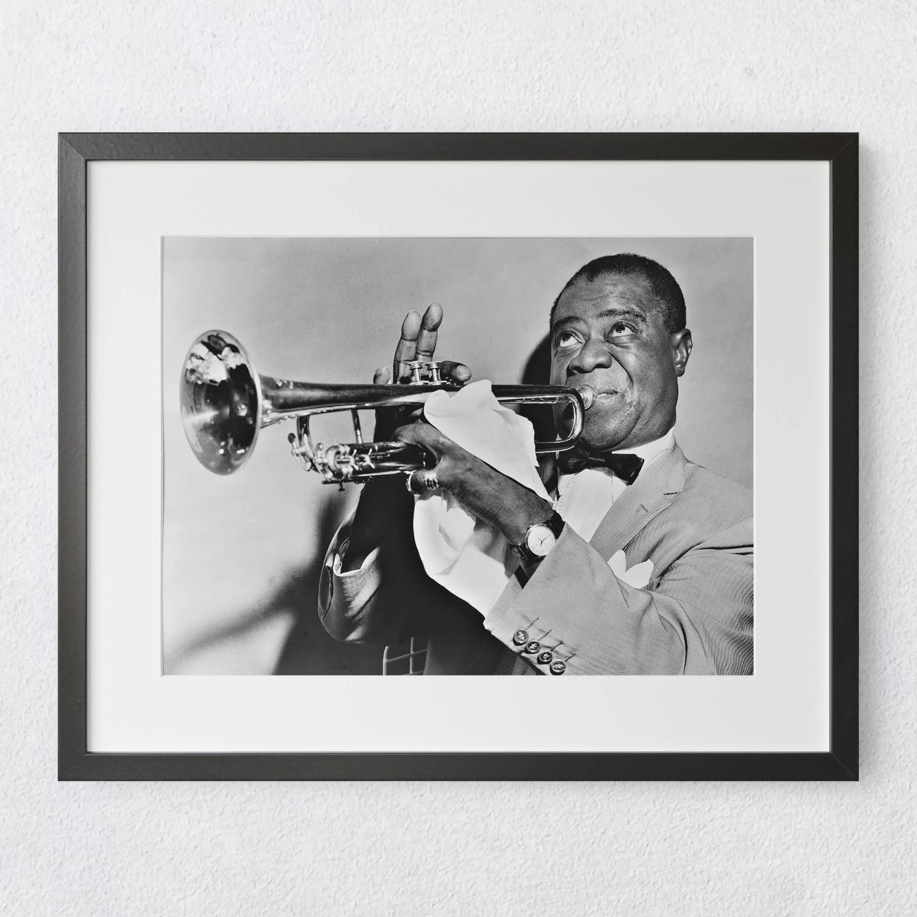 Louis Armstrong playing the trumpet - Image 5