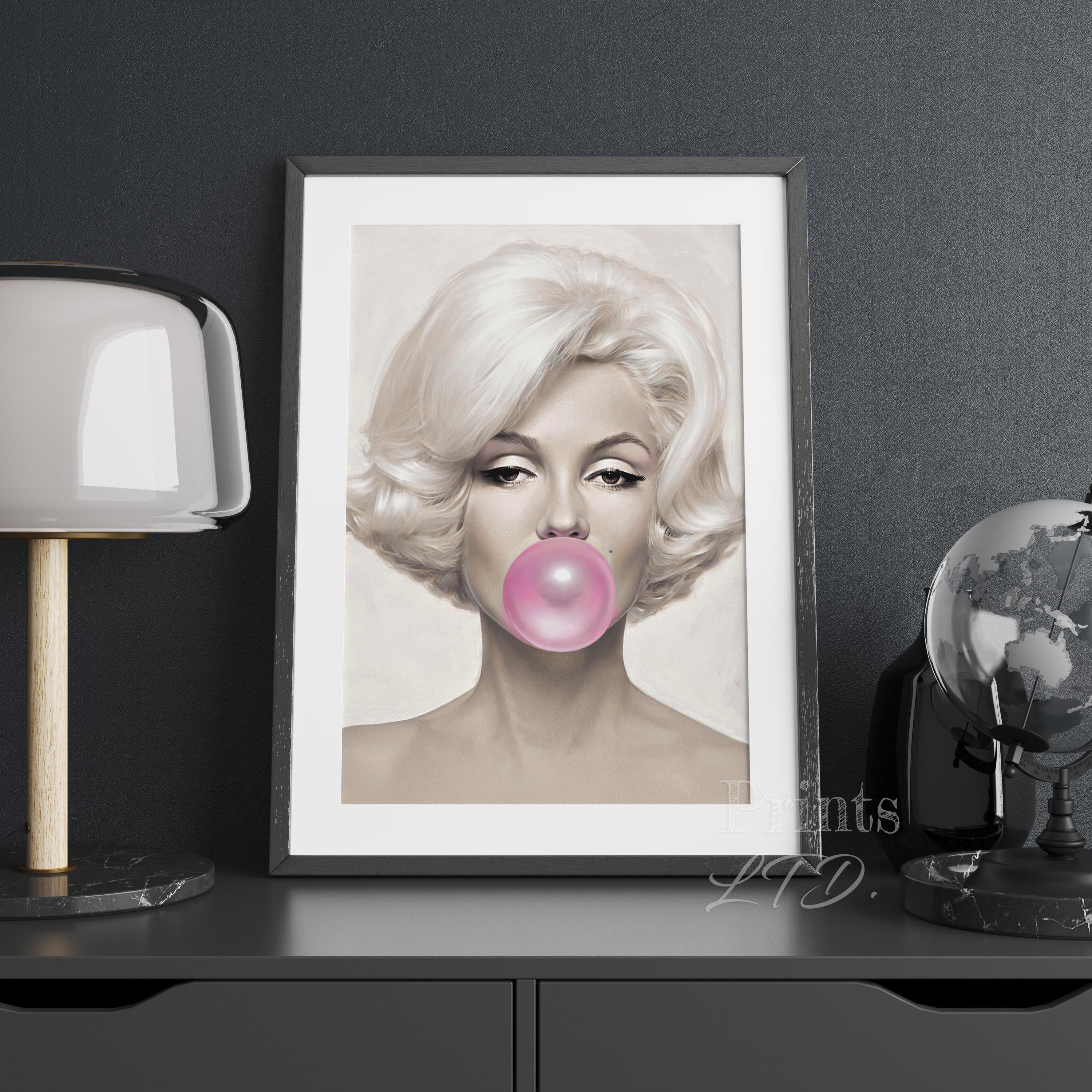Marilyn Monroe Pink Bubble Gum - Image 2