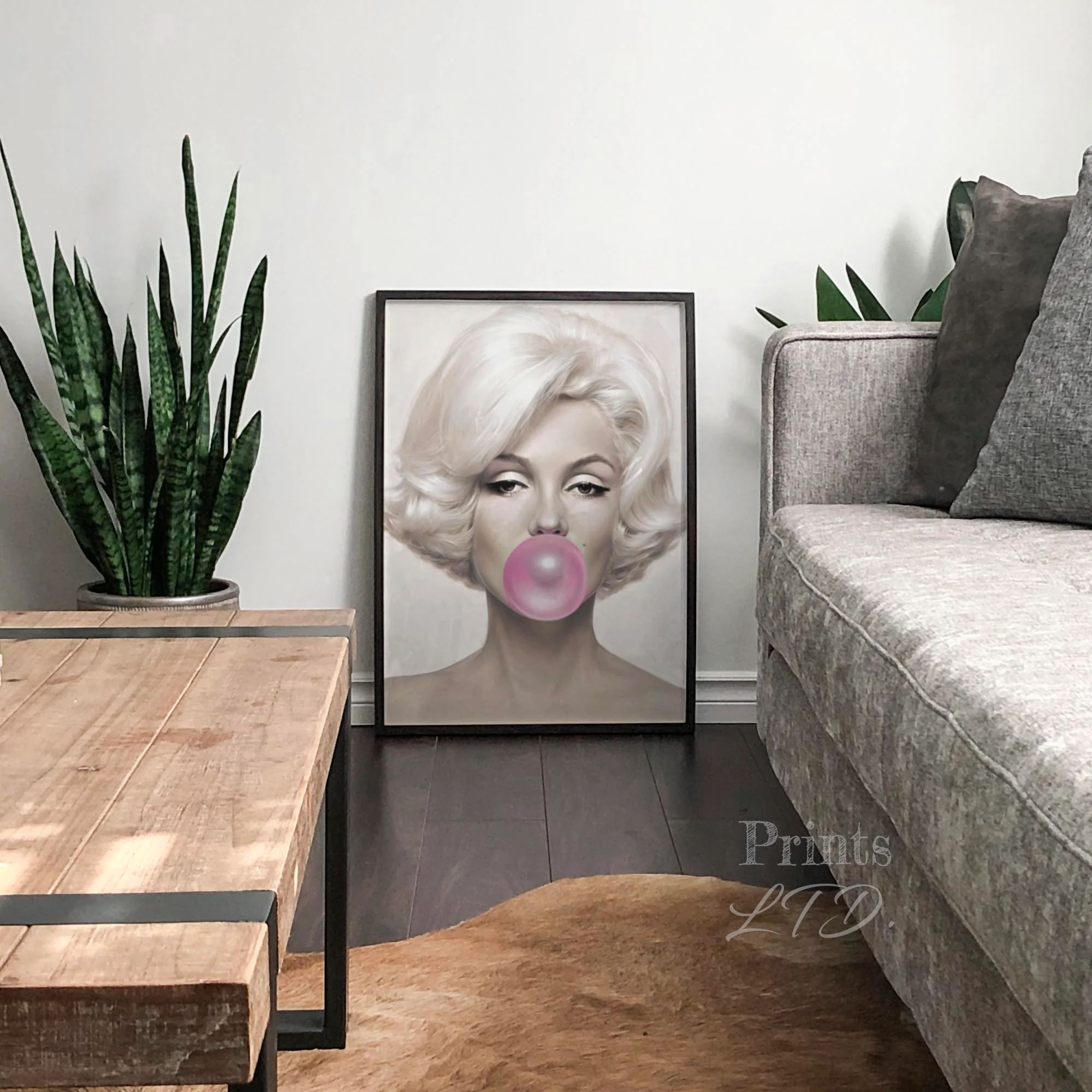 Marilyn Monroe Pink Bubble Gum - Image 3