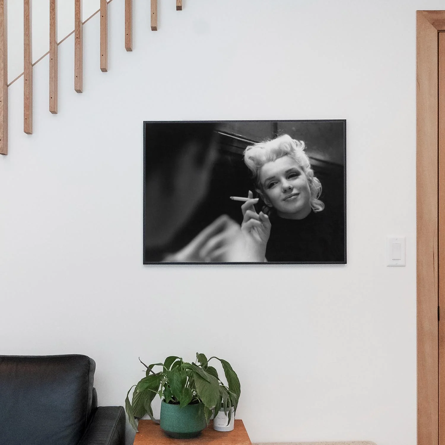 Marilyn Monroe smoking a cigarette - Image 3