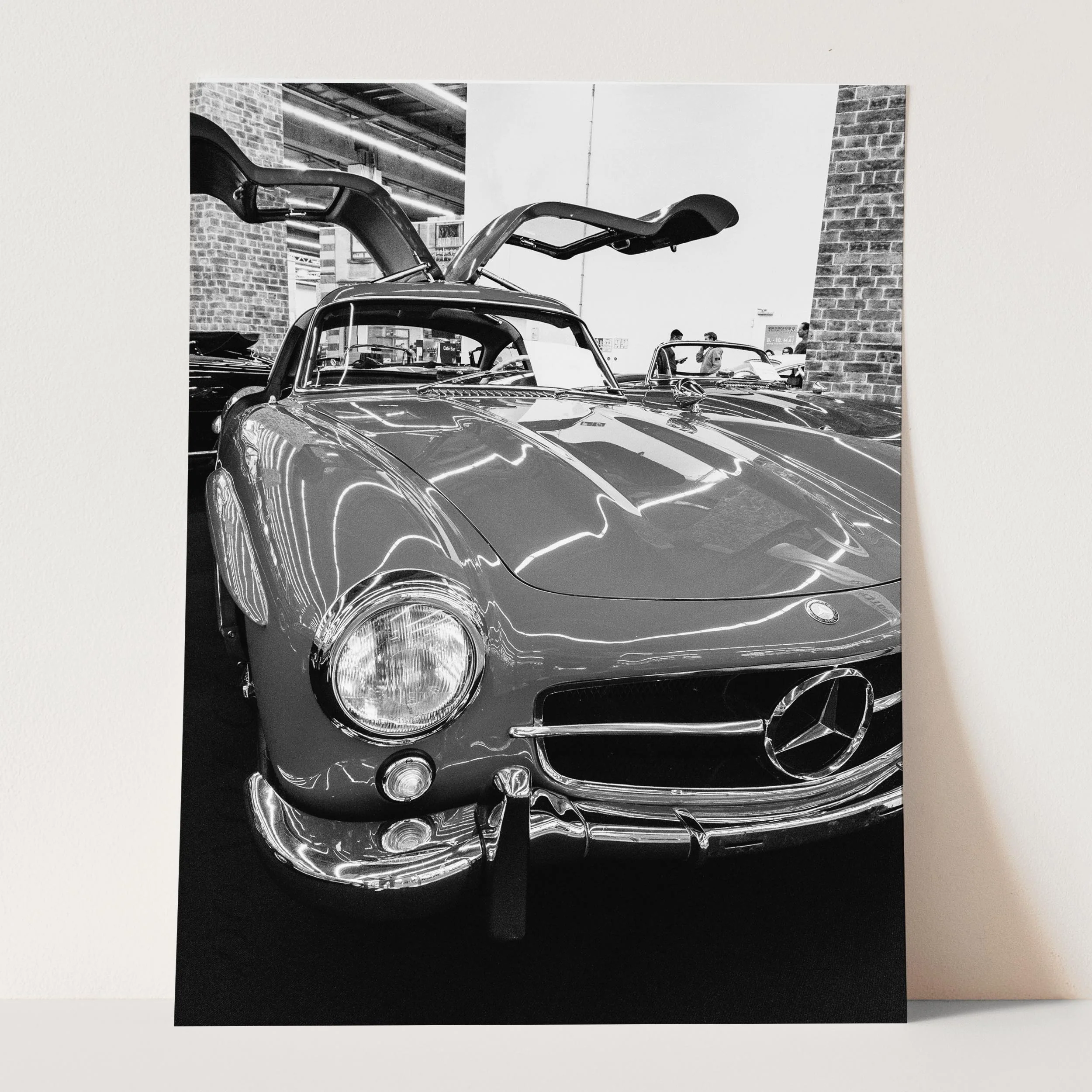 Mercedes Benz 300SL Winged Doors Front View - Image 3