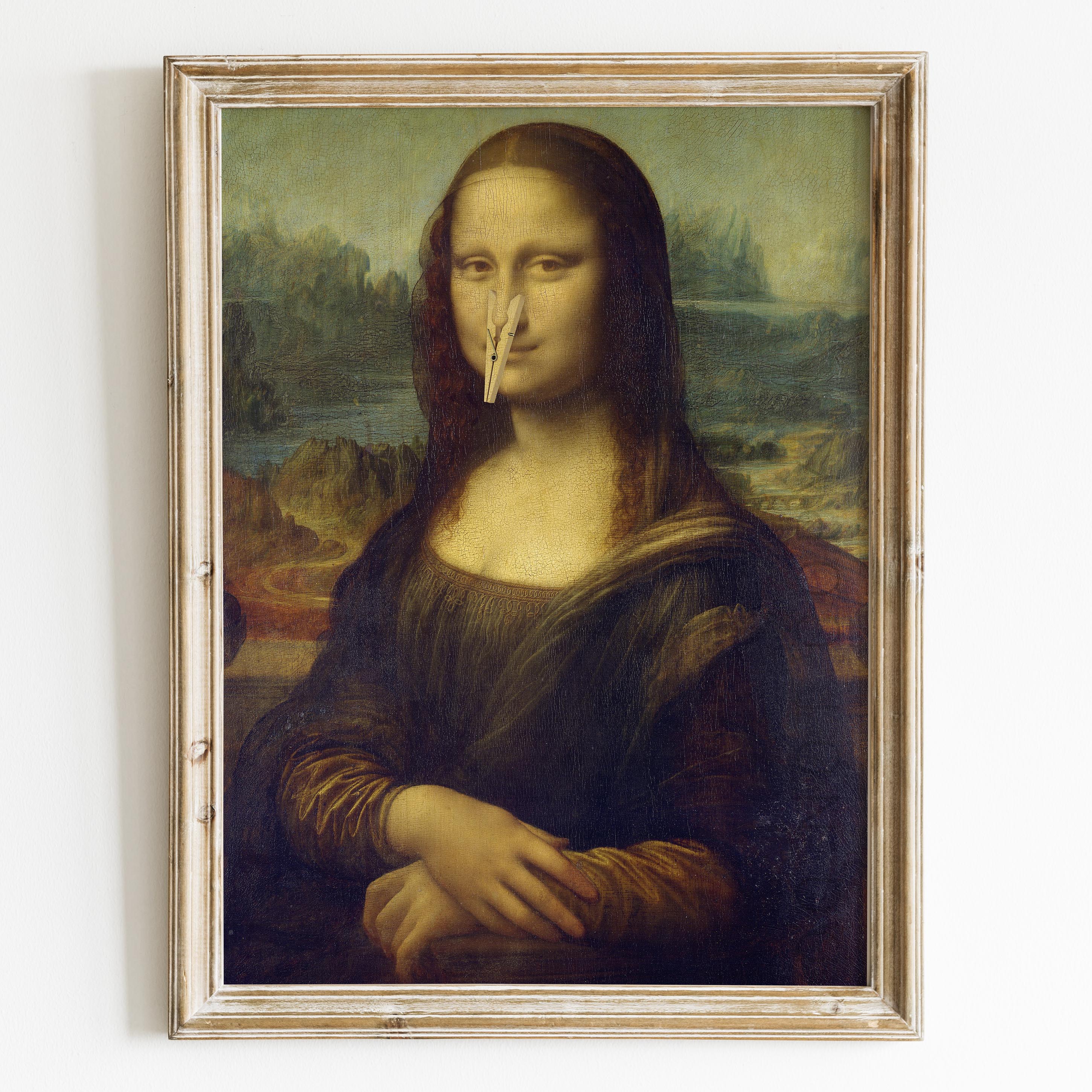 Mona Lisa Plugging Her Nose