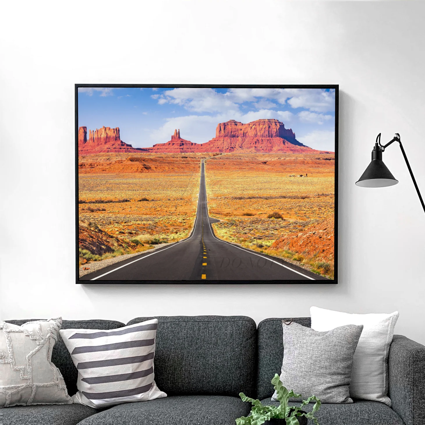 Monument Valley Highway, Utah - Image 2