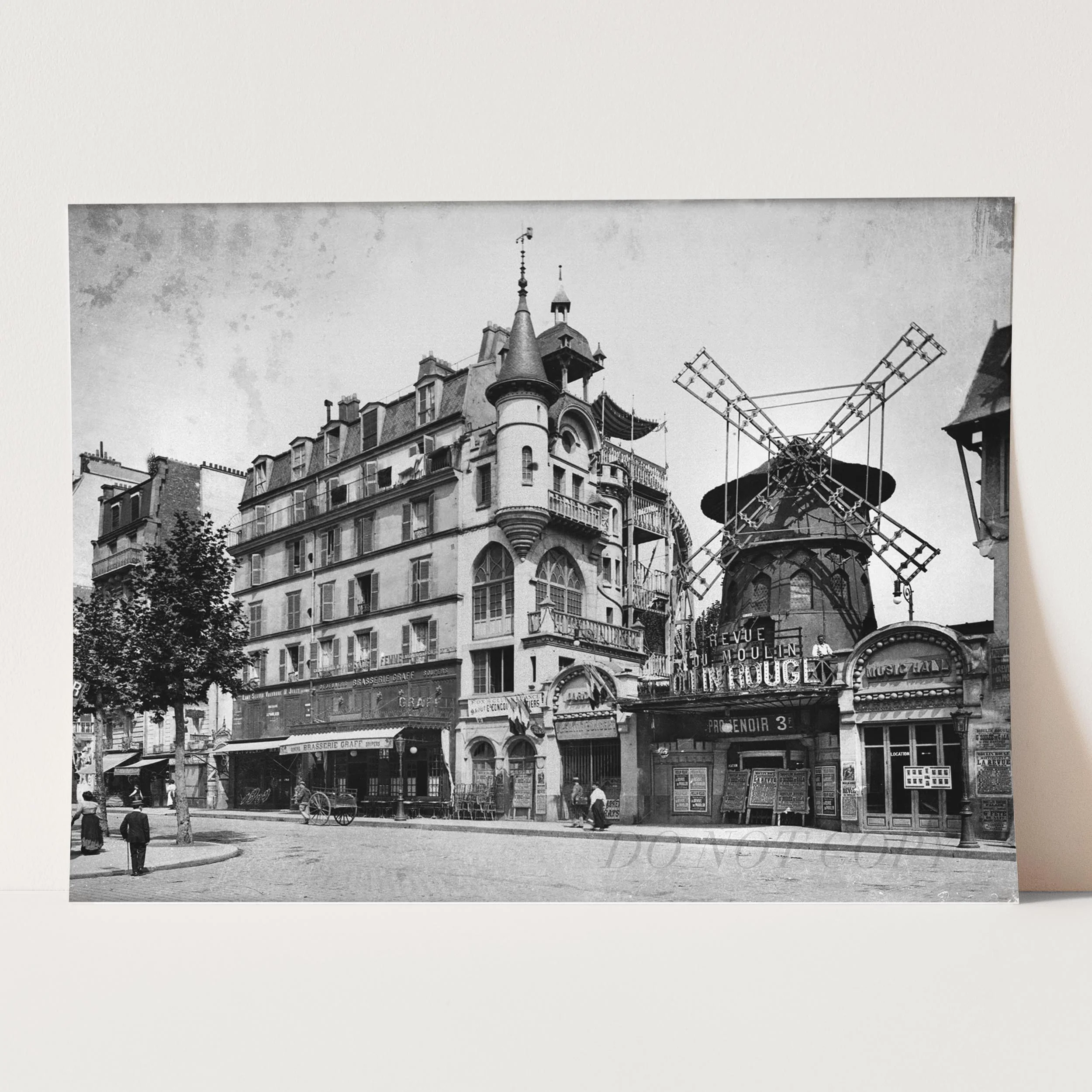 Moulin Rouge At The Turn Of The 20th Century - Image 3