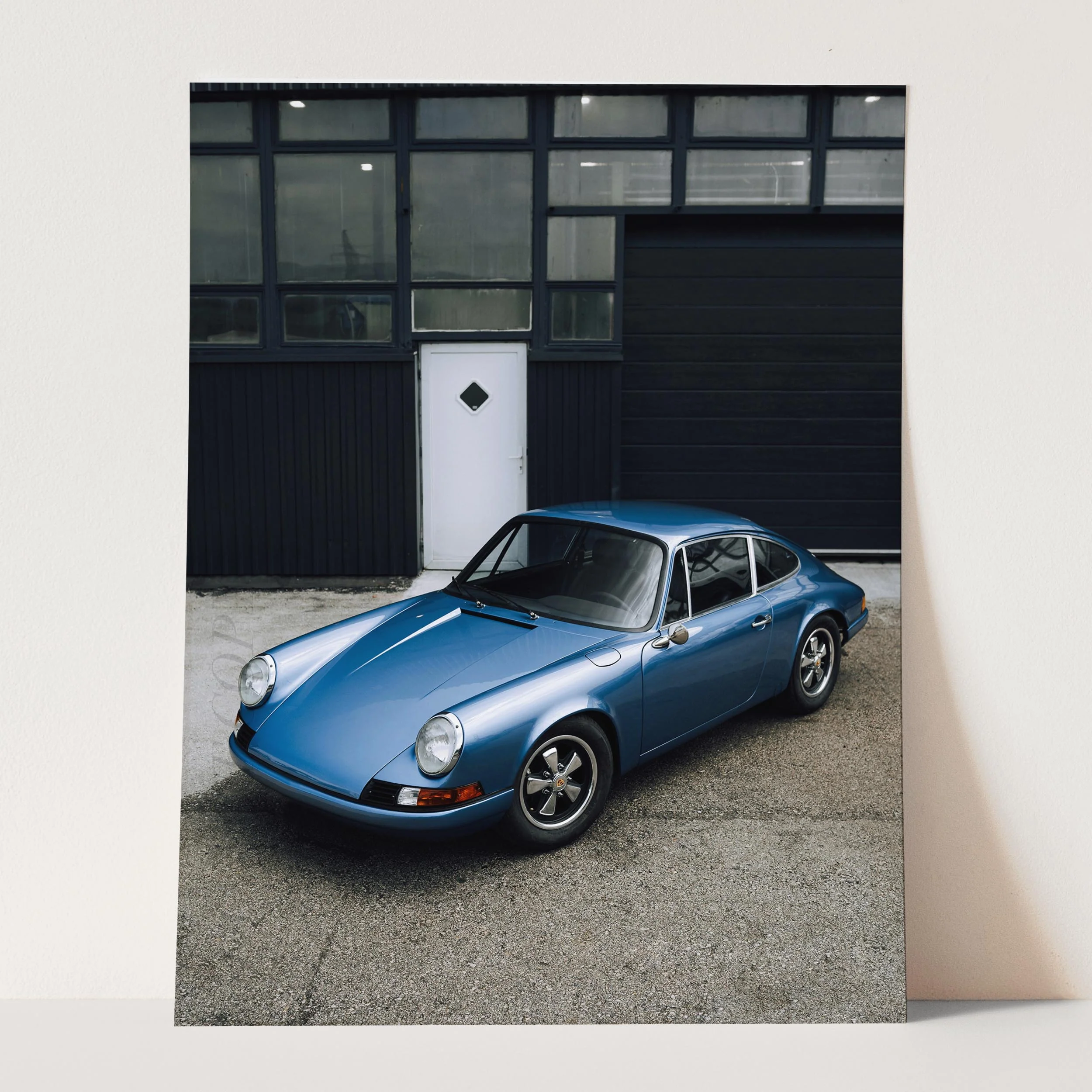 Old Blue Porsche 911 - Image 3