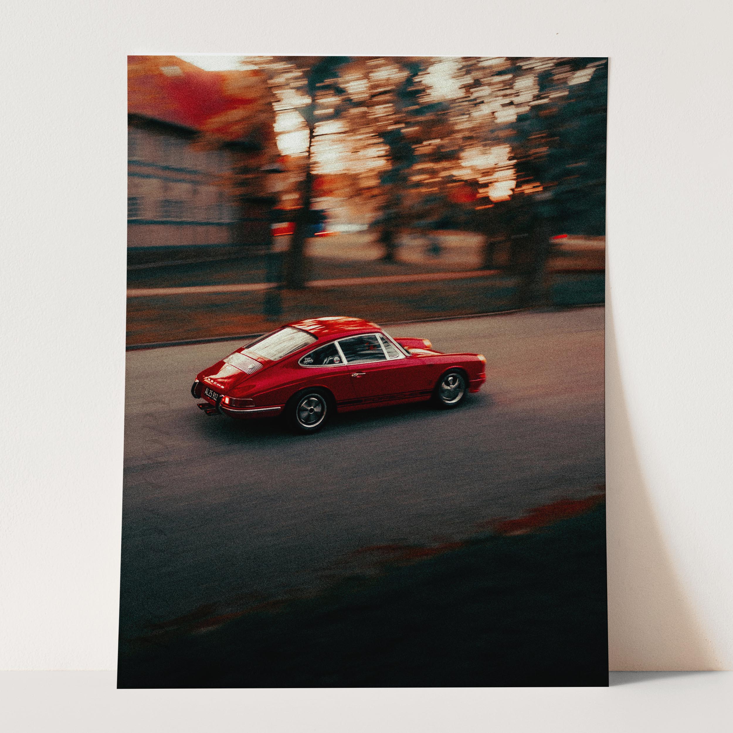 Old Red Porsche 911 - Image 3