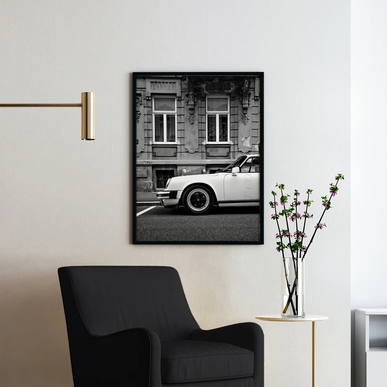 Old White Porsche 911 - Image 2