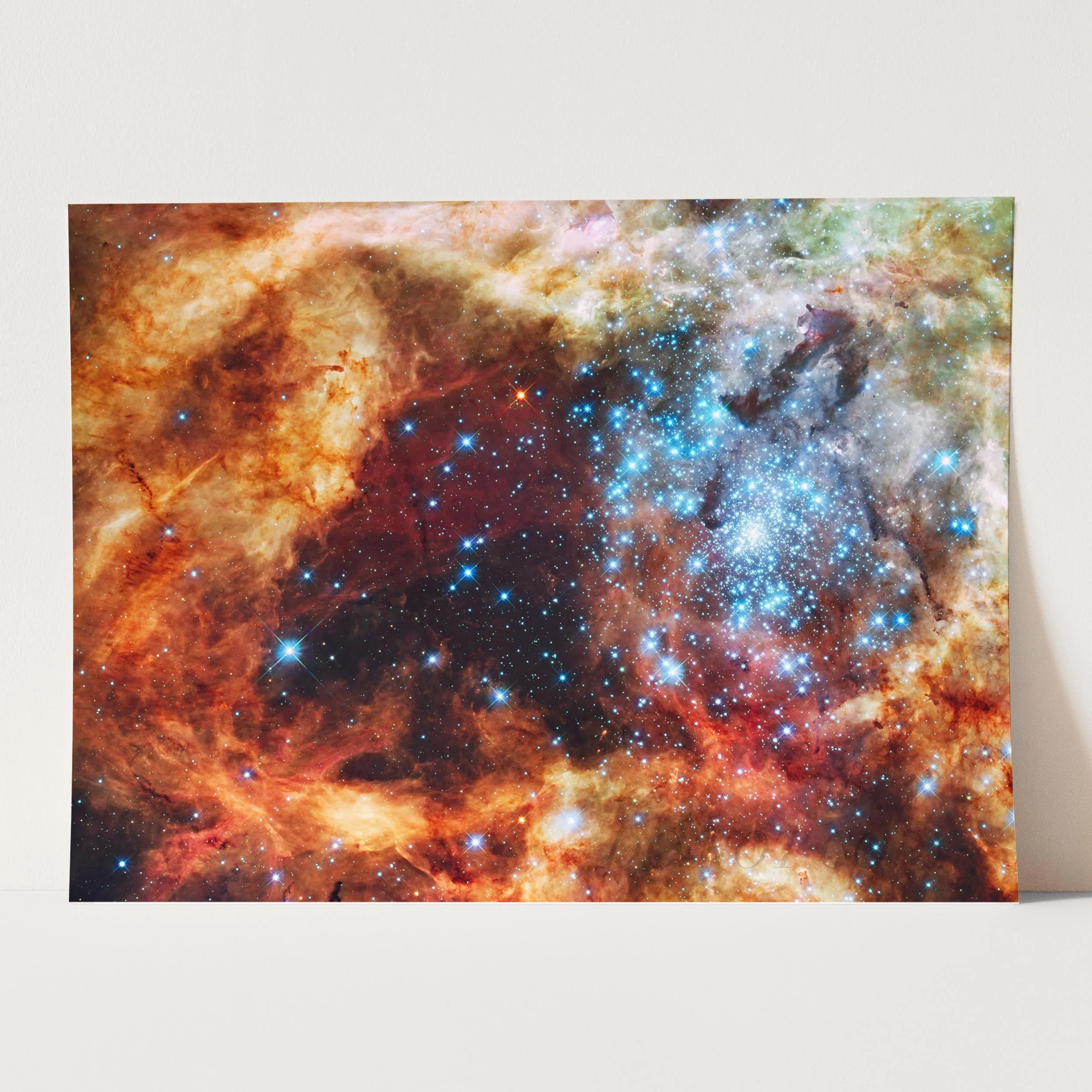 R136 Star Cluster (NASA Hubble Space Telescope) - Image 3