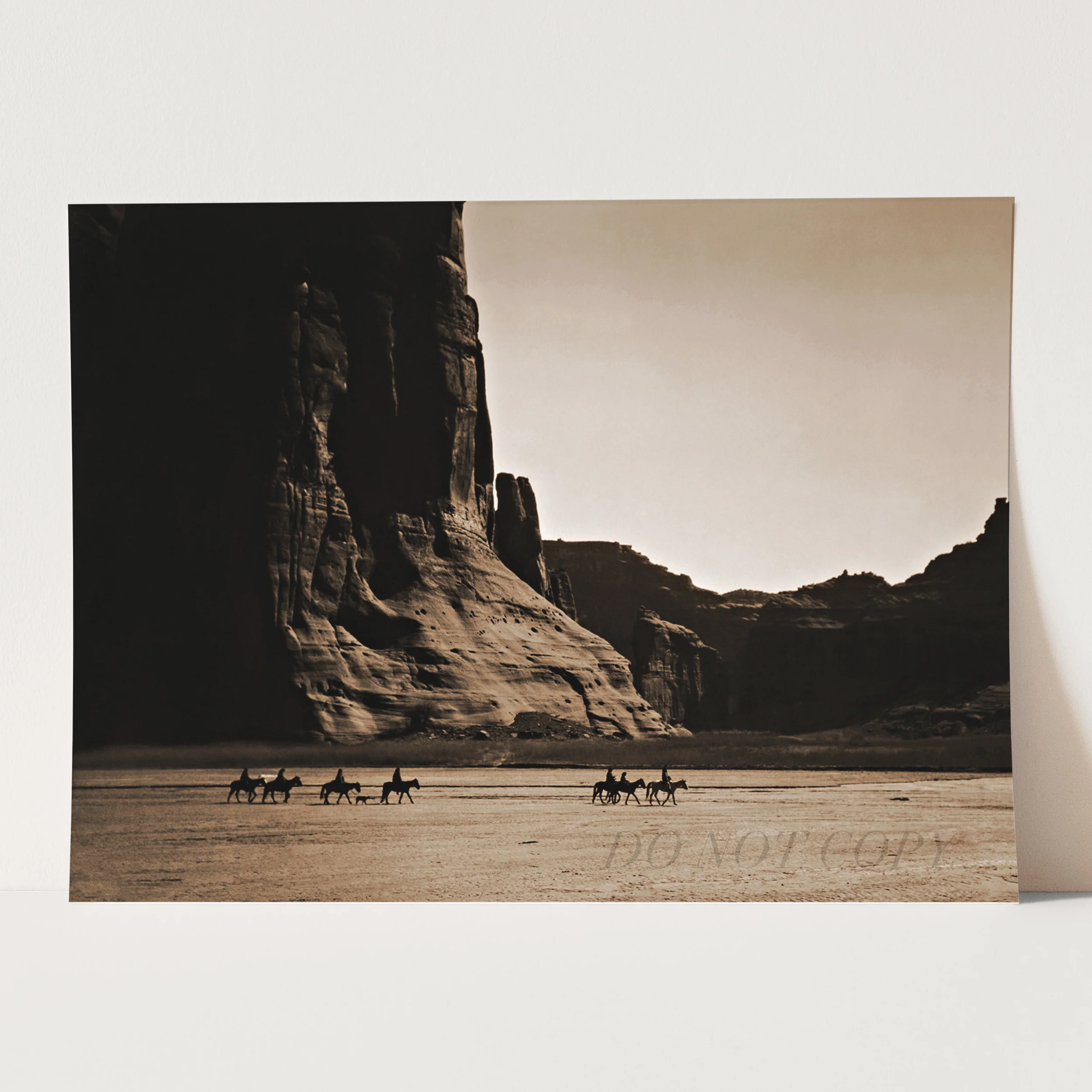 Red Rock Canyon De Chelly Navajo Desert - Image 3