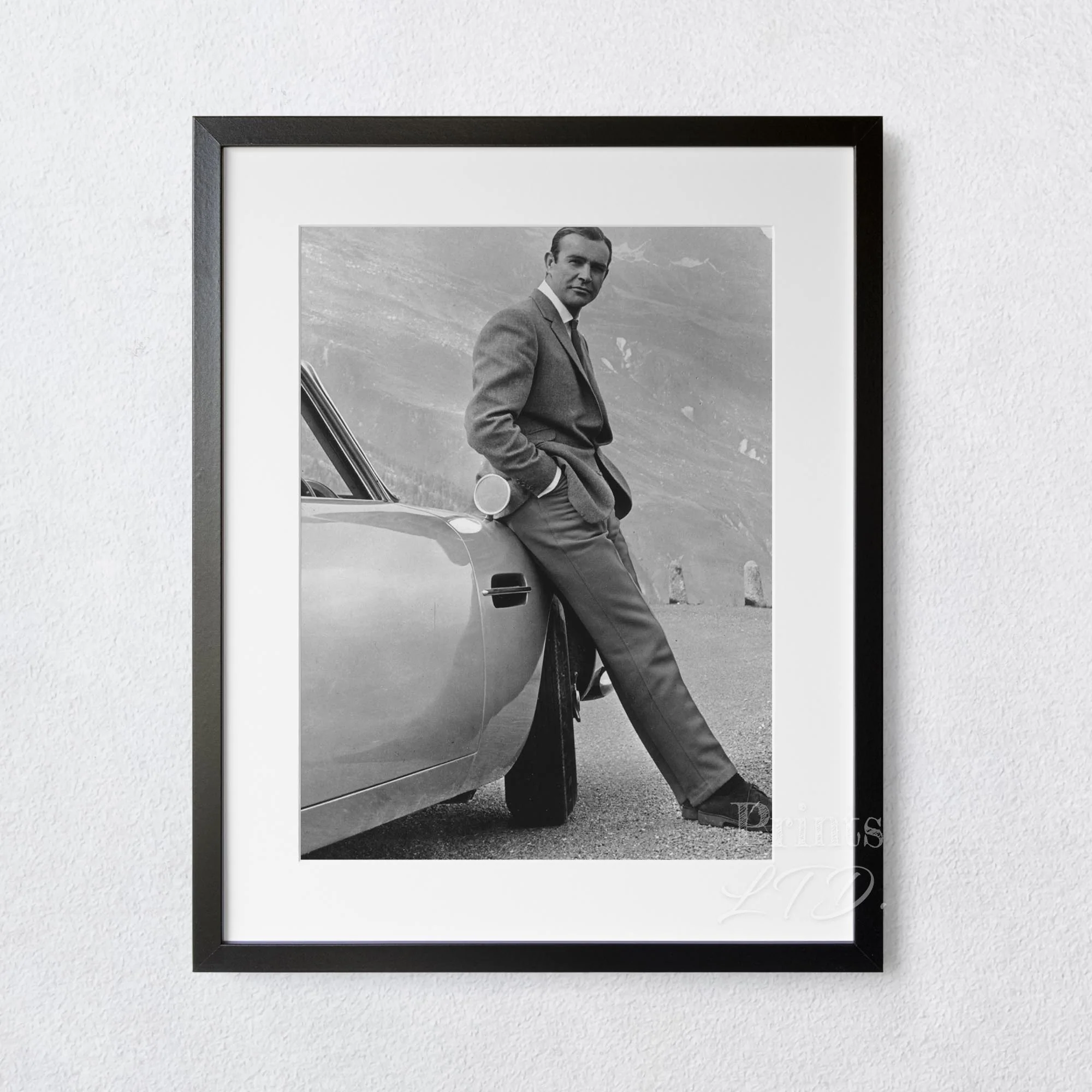 Sean Connery as James Bond in Goldfinger - Image 4