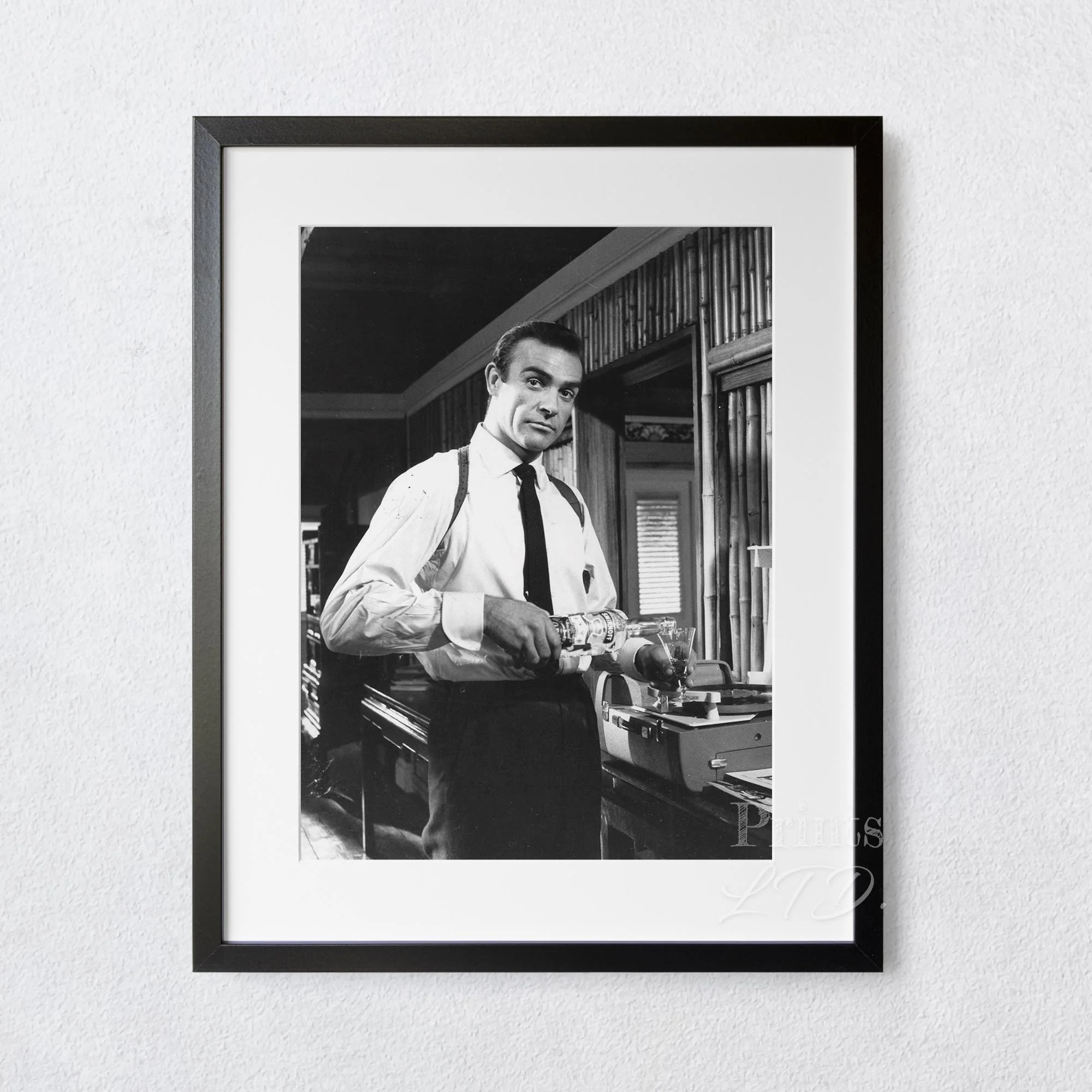 Sean Connery as James Bond Vodka Martini - Image 4