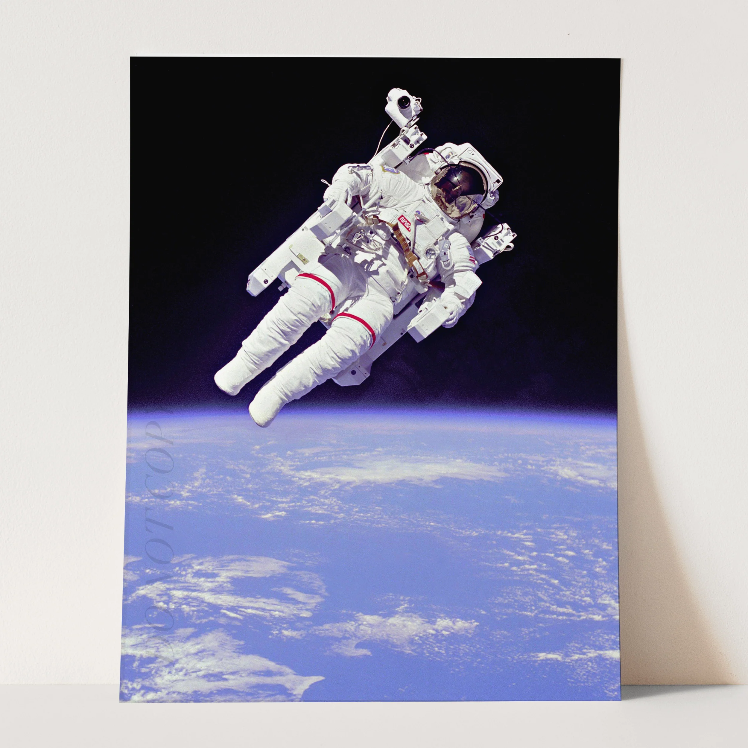 The First Untethered Spacewalk - Image 3