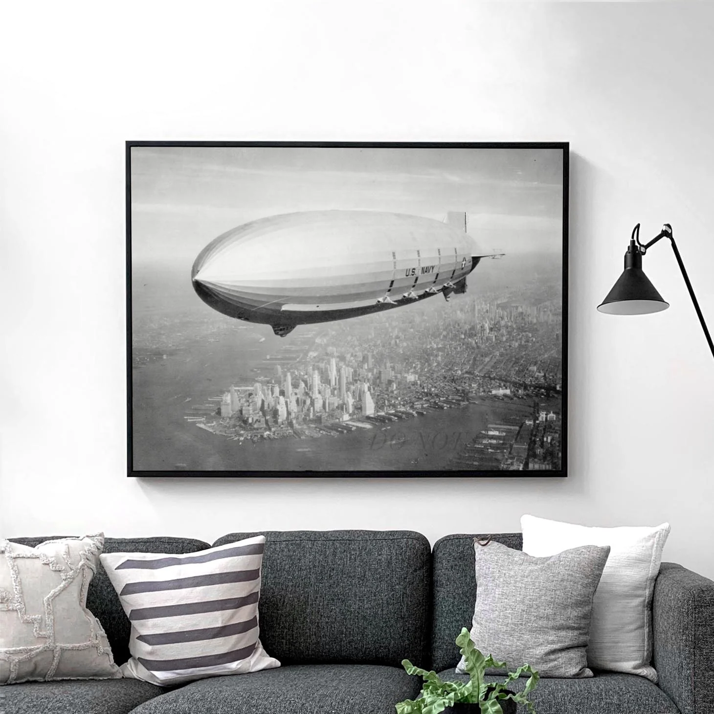 USS Macon Zeppelin Over New York City, 1933 - Image 2