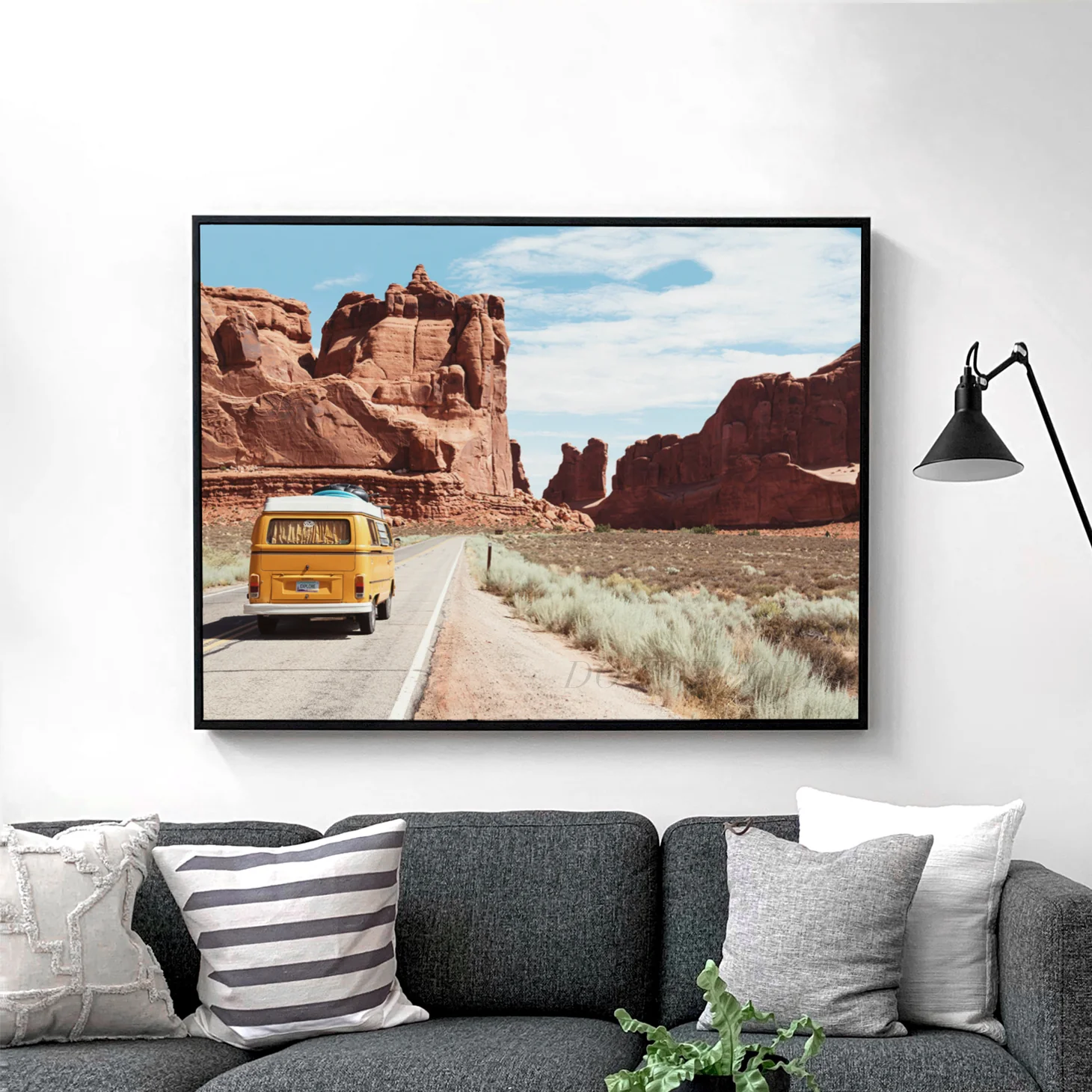 Van In the Desert - Image 2