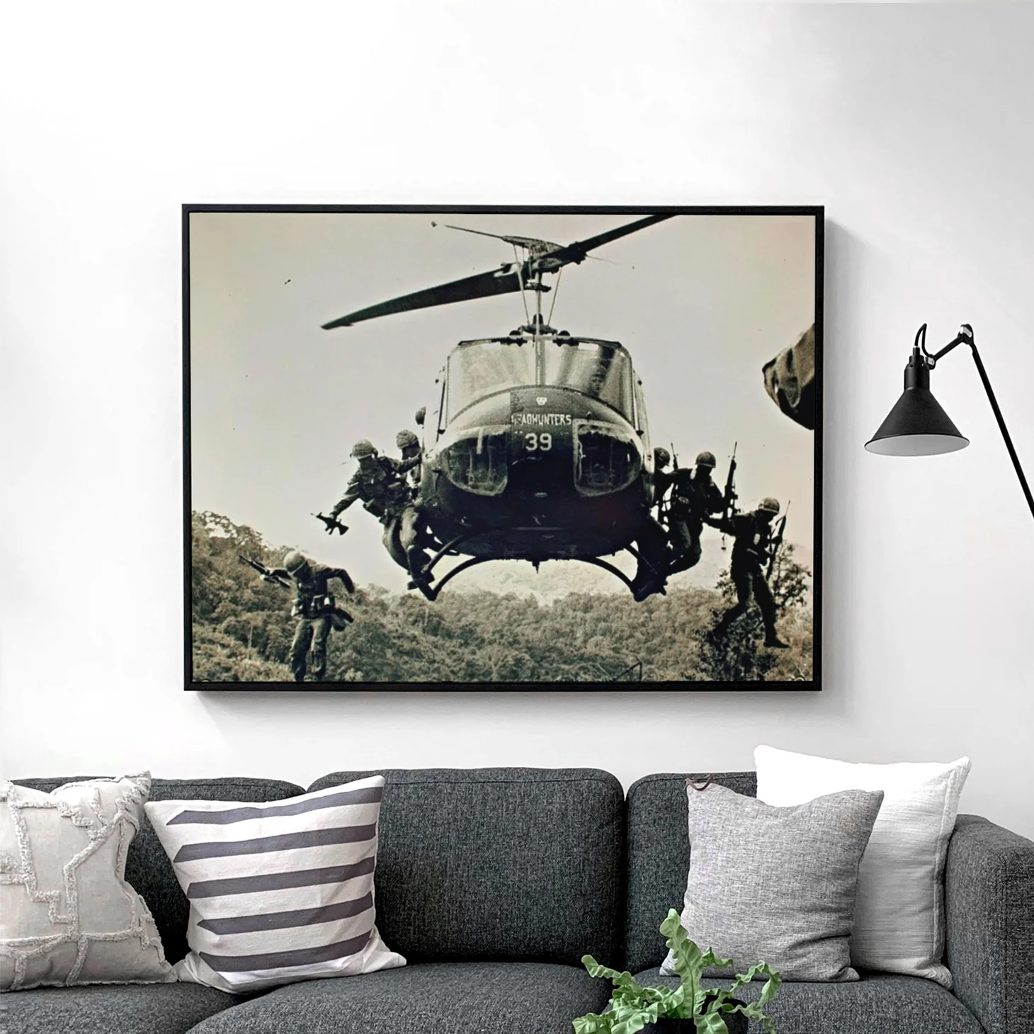 Vietnam War Helicopter - Image 2