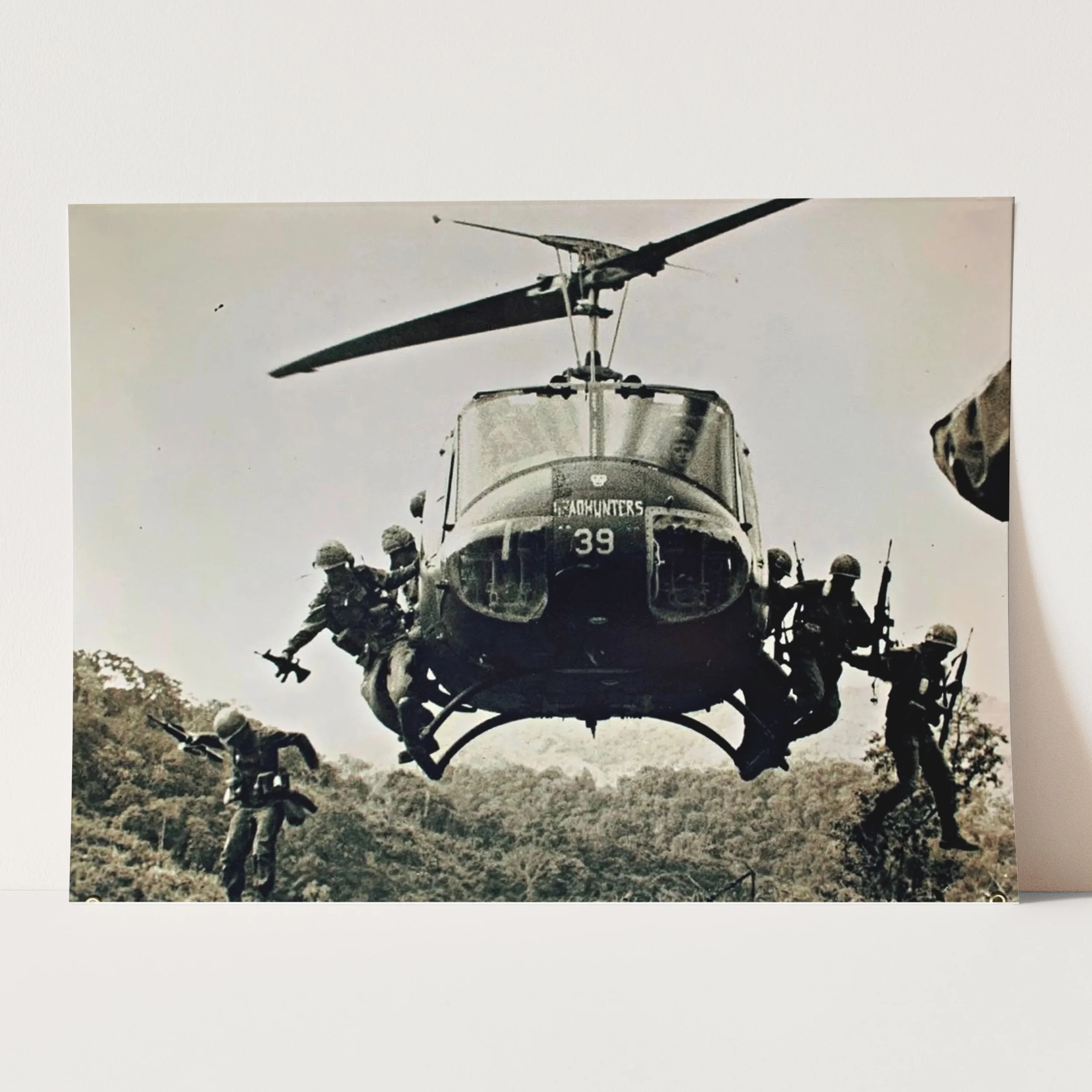 Vietnam War Helicopter - Image 3