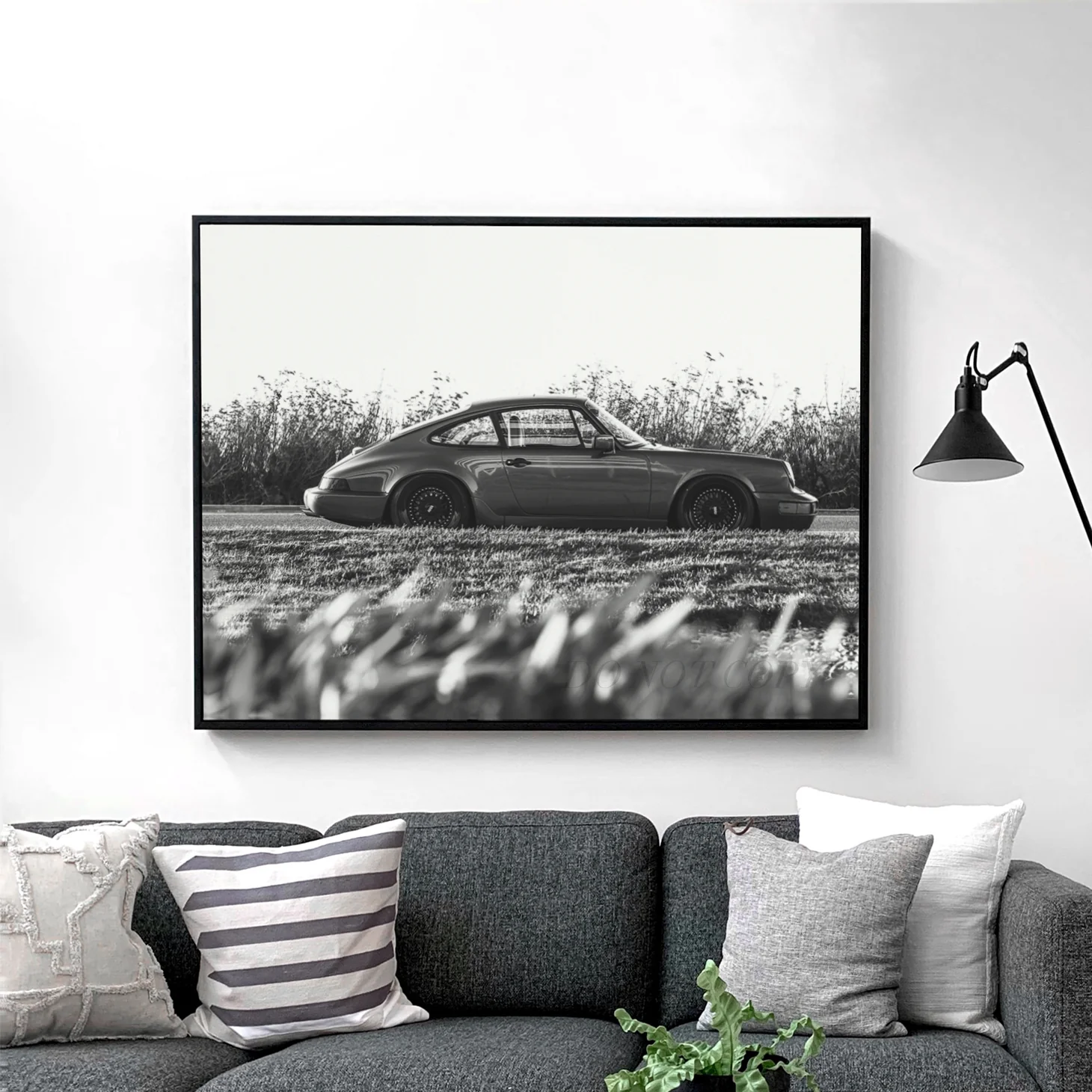 Vintage Porsche 911 - Image 2
