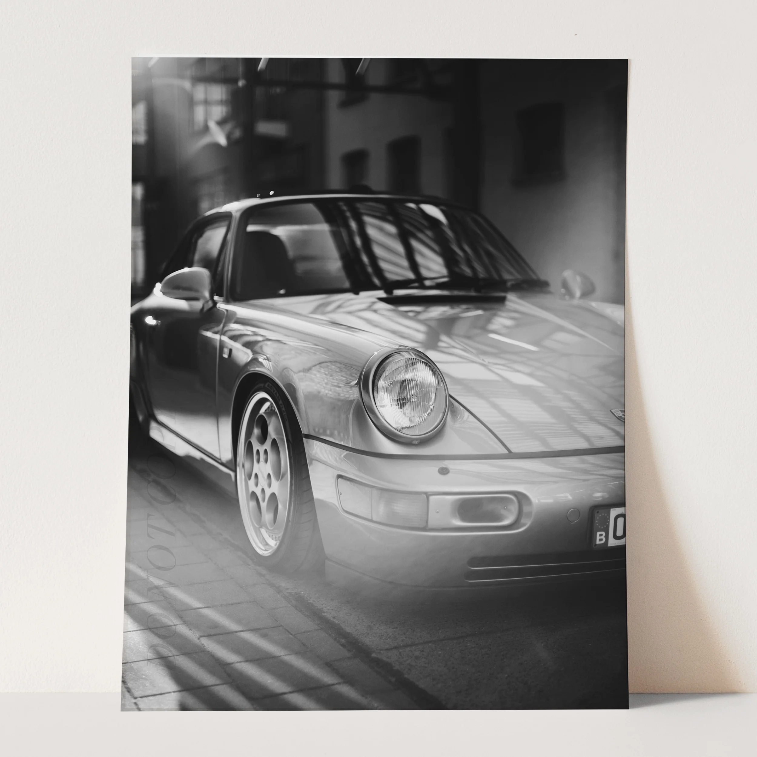 Vintage Silver Porsche - Image 3