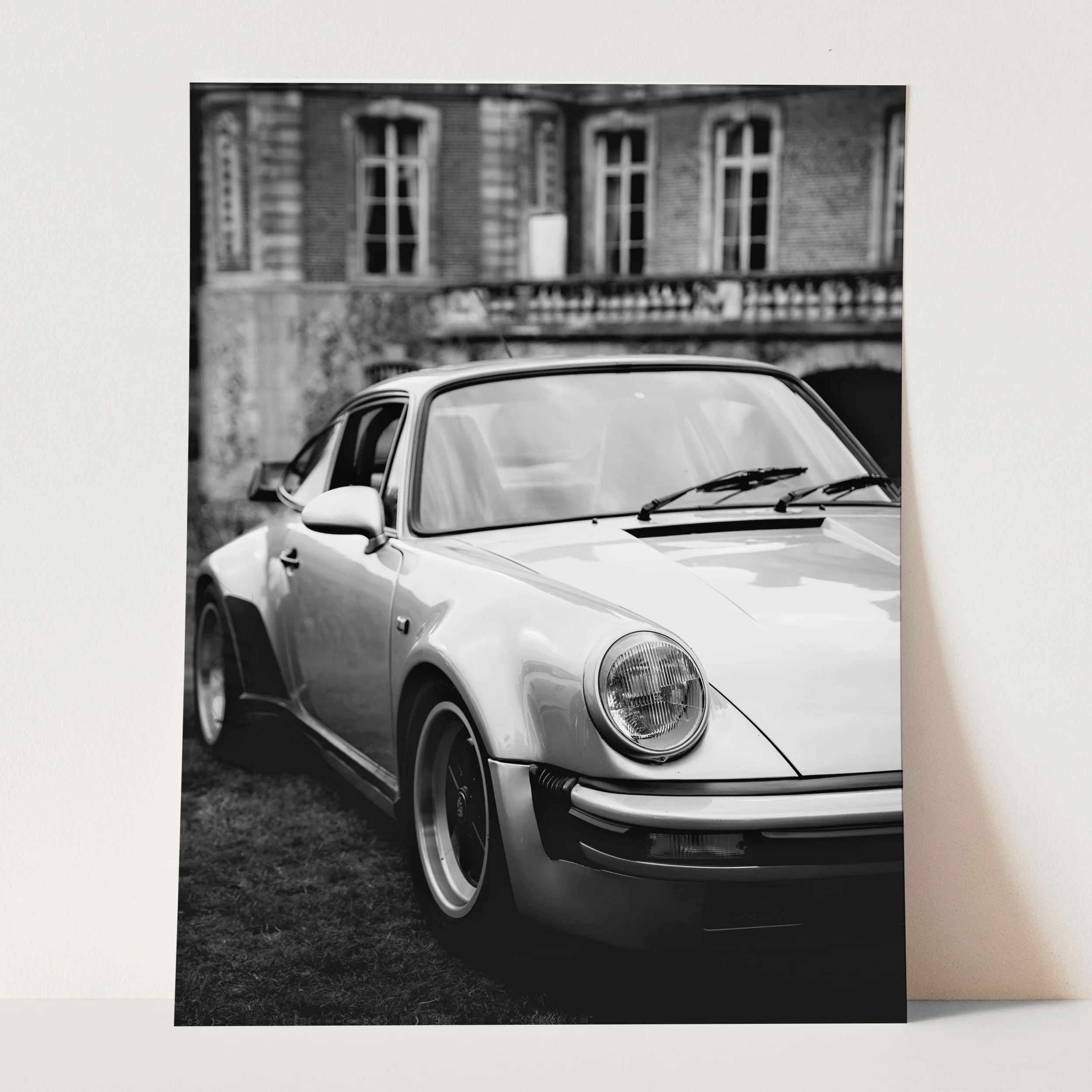Vintage Silver Porsche 911 - Image 3