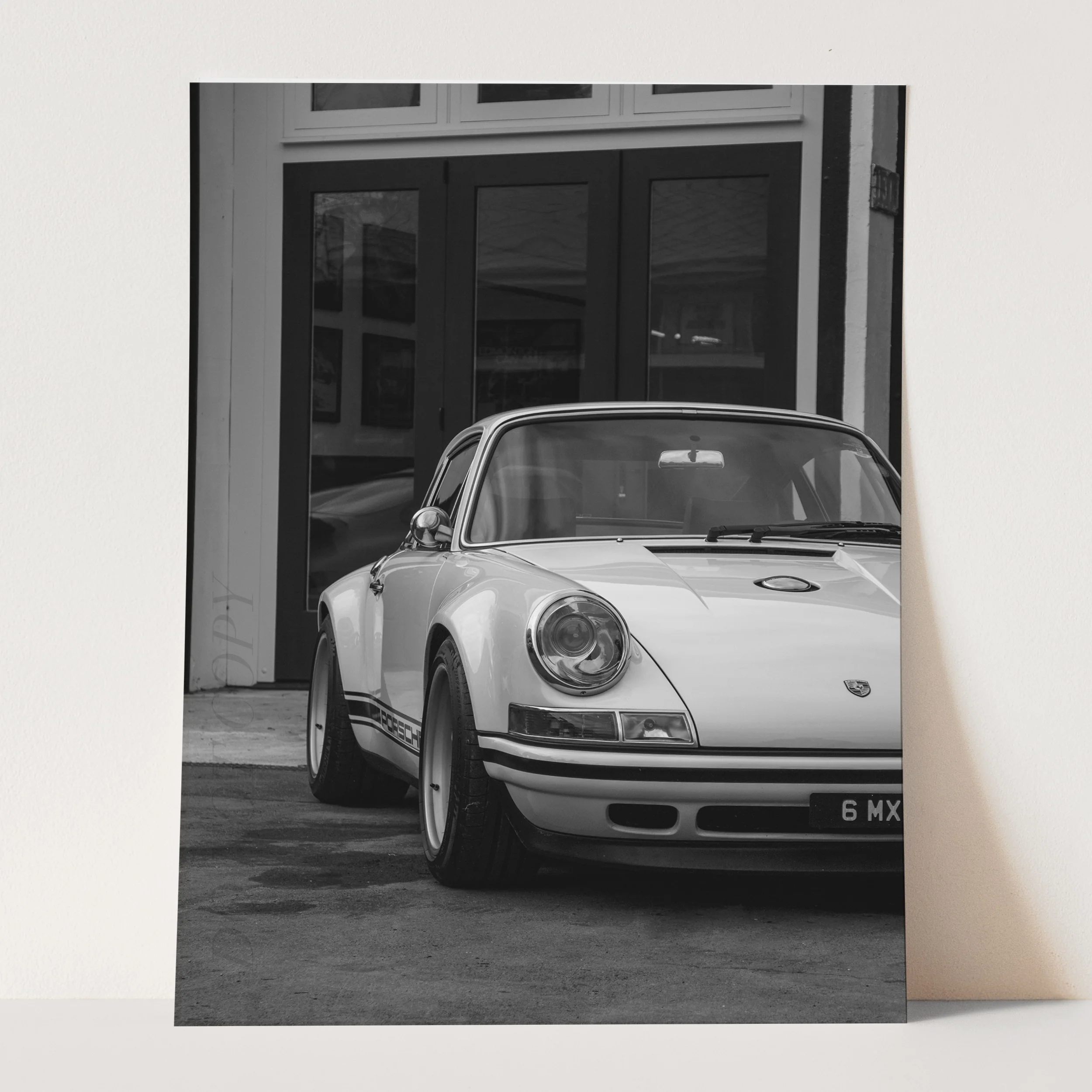 Vintage White Porsche 911 - Image 3