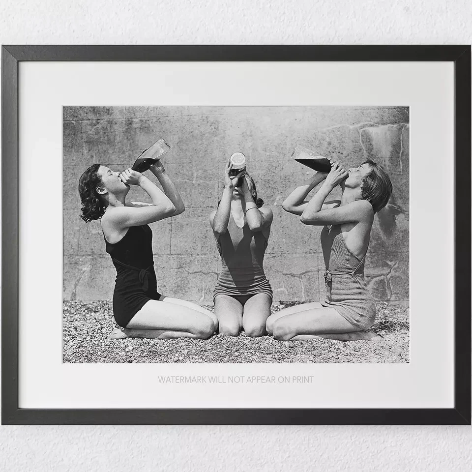 Young Ladies Drinking Wine